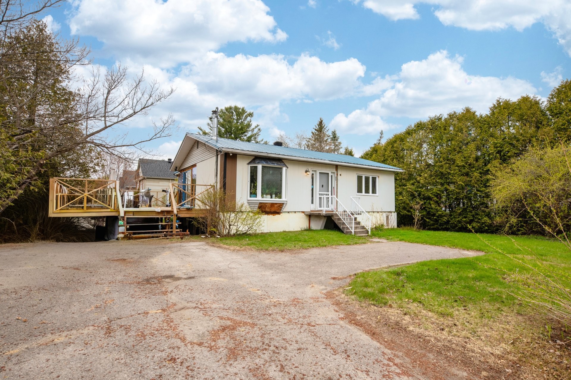 









14174


Rue Robert

,
Mirabel,




QC
J7N1R5

