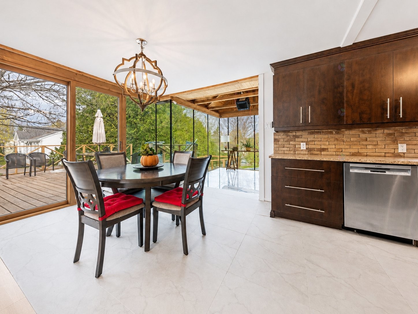 









14174


Rue Robert

,
Mirabel,




QC
J7N1R5

