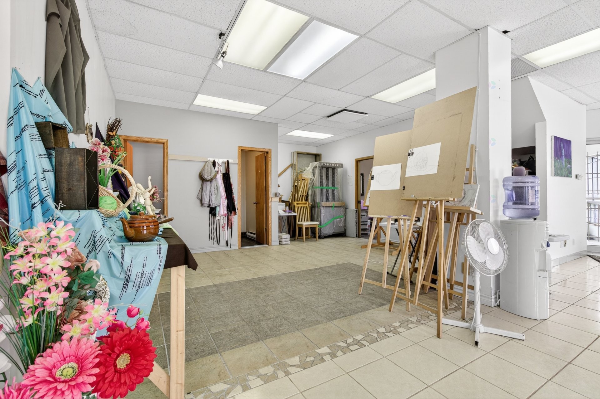 









1670


Place de Lierre

,
Laval (Vimont),




QC
H7G4X7

