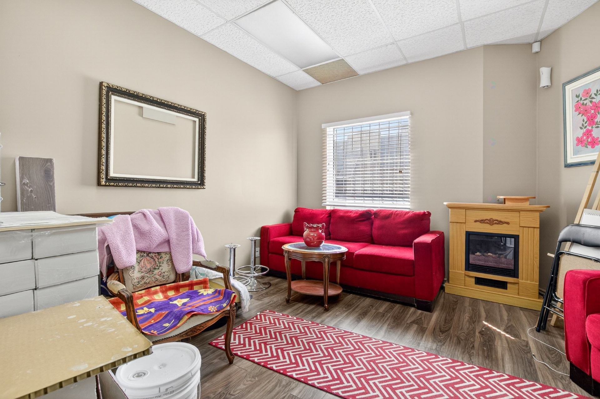 









1670


Place de Lierre

,
Laval (Vimont),




QC
H7G4X7


