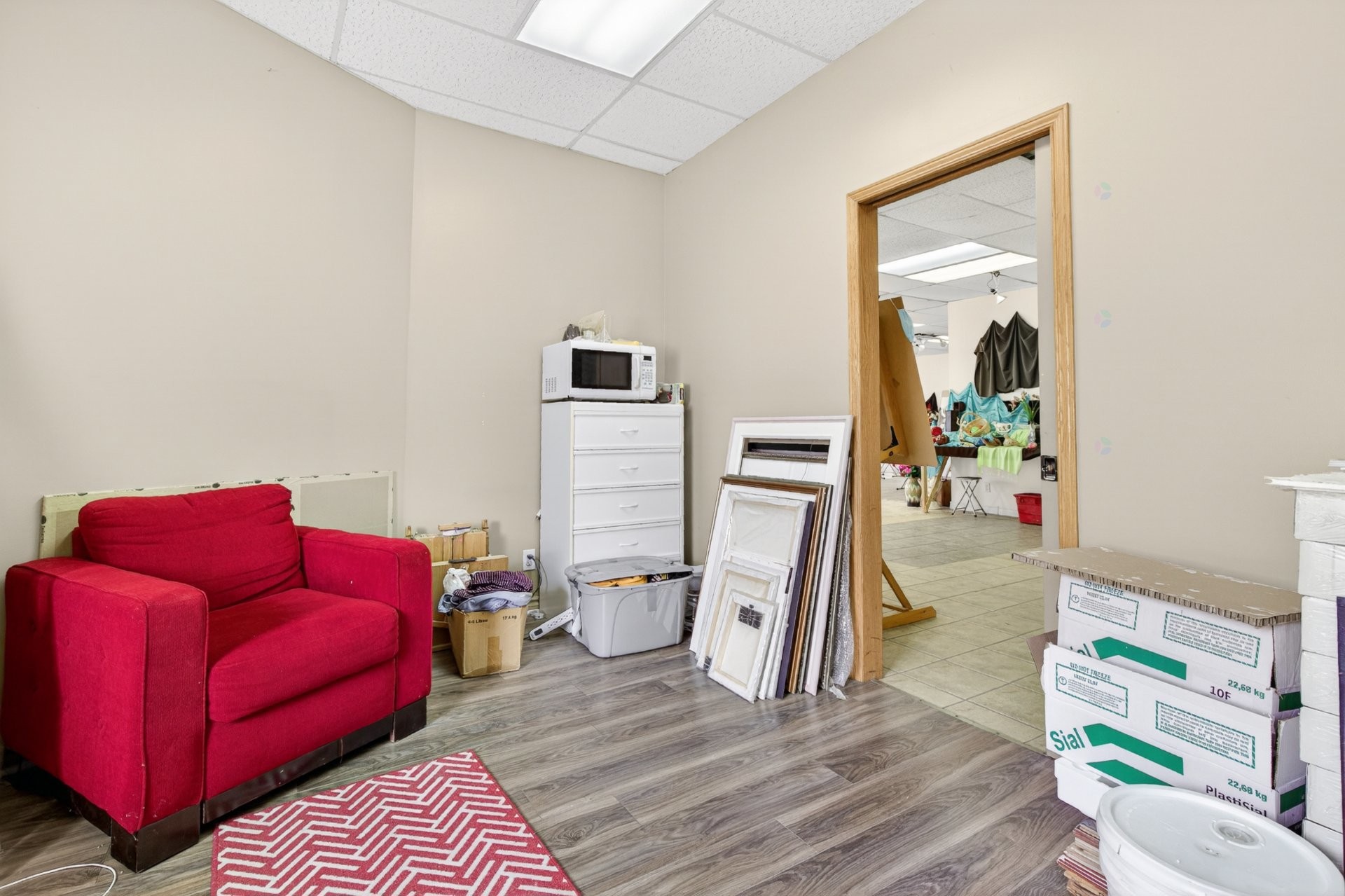 









1670


Place de Lierre

,
Laval (Vimont),




QC
H7G4X7

