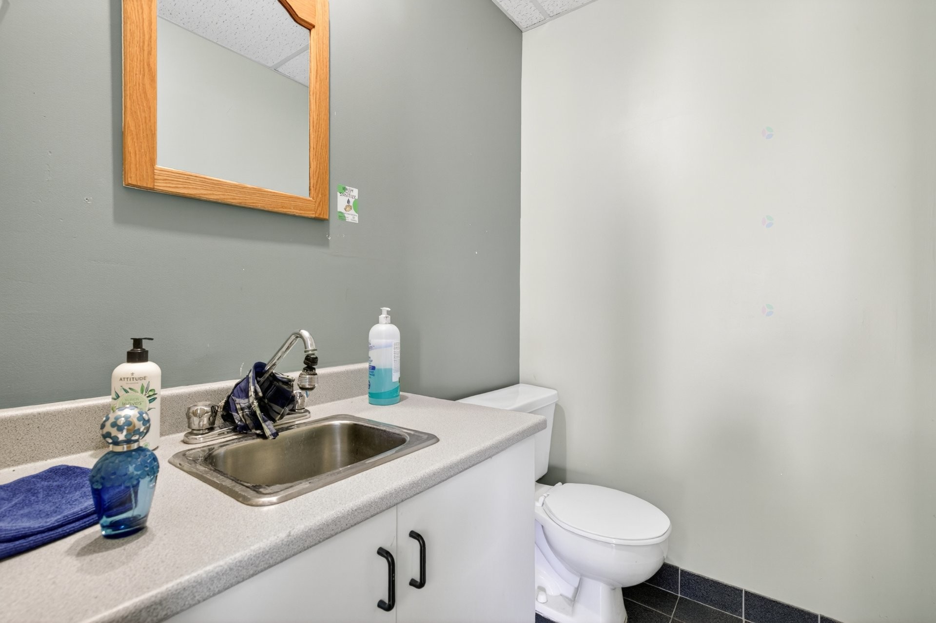 









1670


Place de Lierre

,
Laval (Vimont),




QC
H7G4X7

