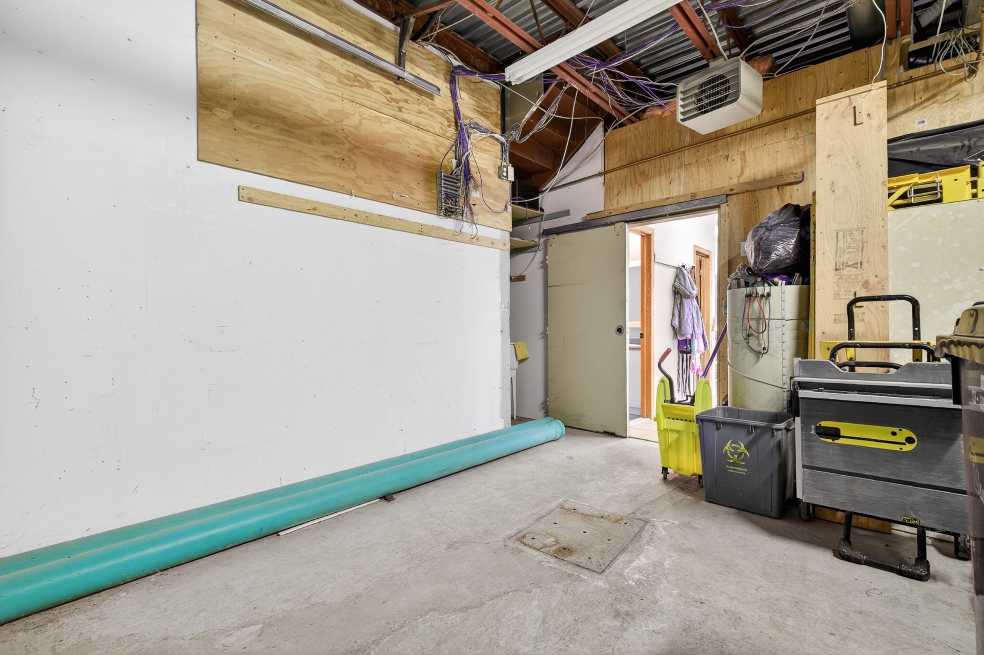 









1670


Place de Lierre

,
Laval (Vimont),




QC
H7G4X7

