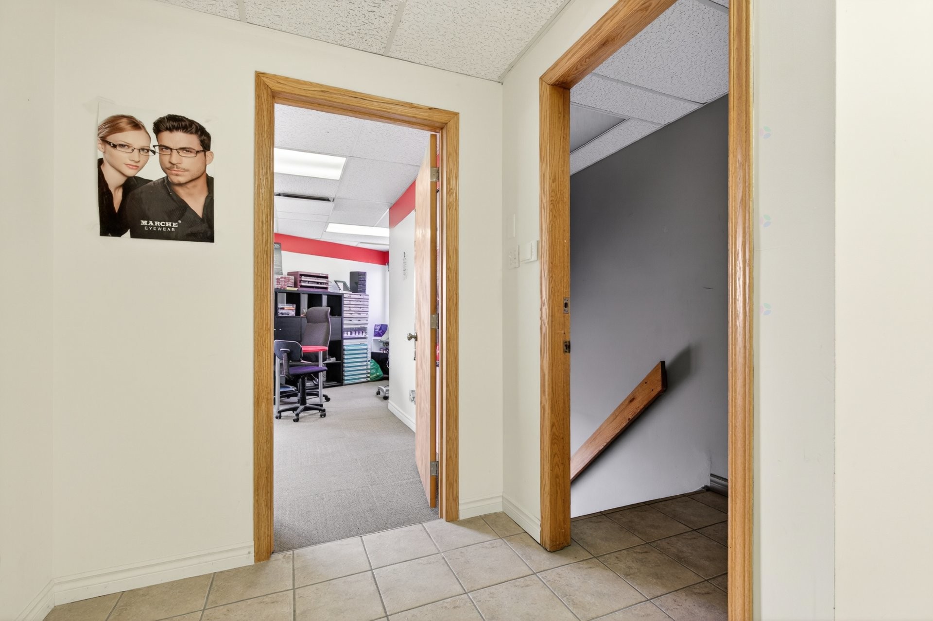









1670


Place de Lierre

,
Laval (Vimont),




QC
H7G4X7


