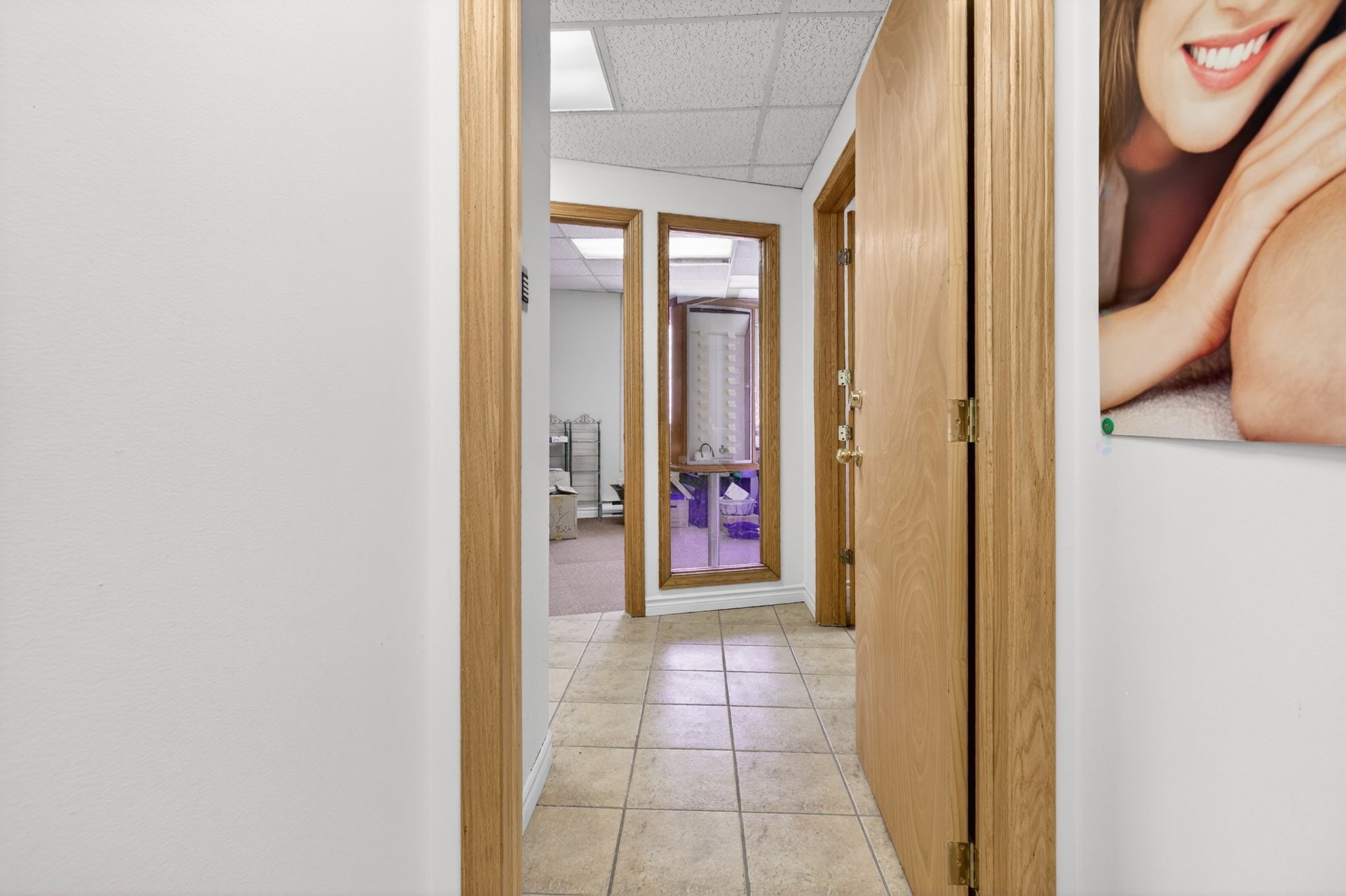 









1670


Place de Lierre

,
Laval (Vimont),




QC
H7G4X7

