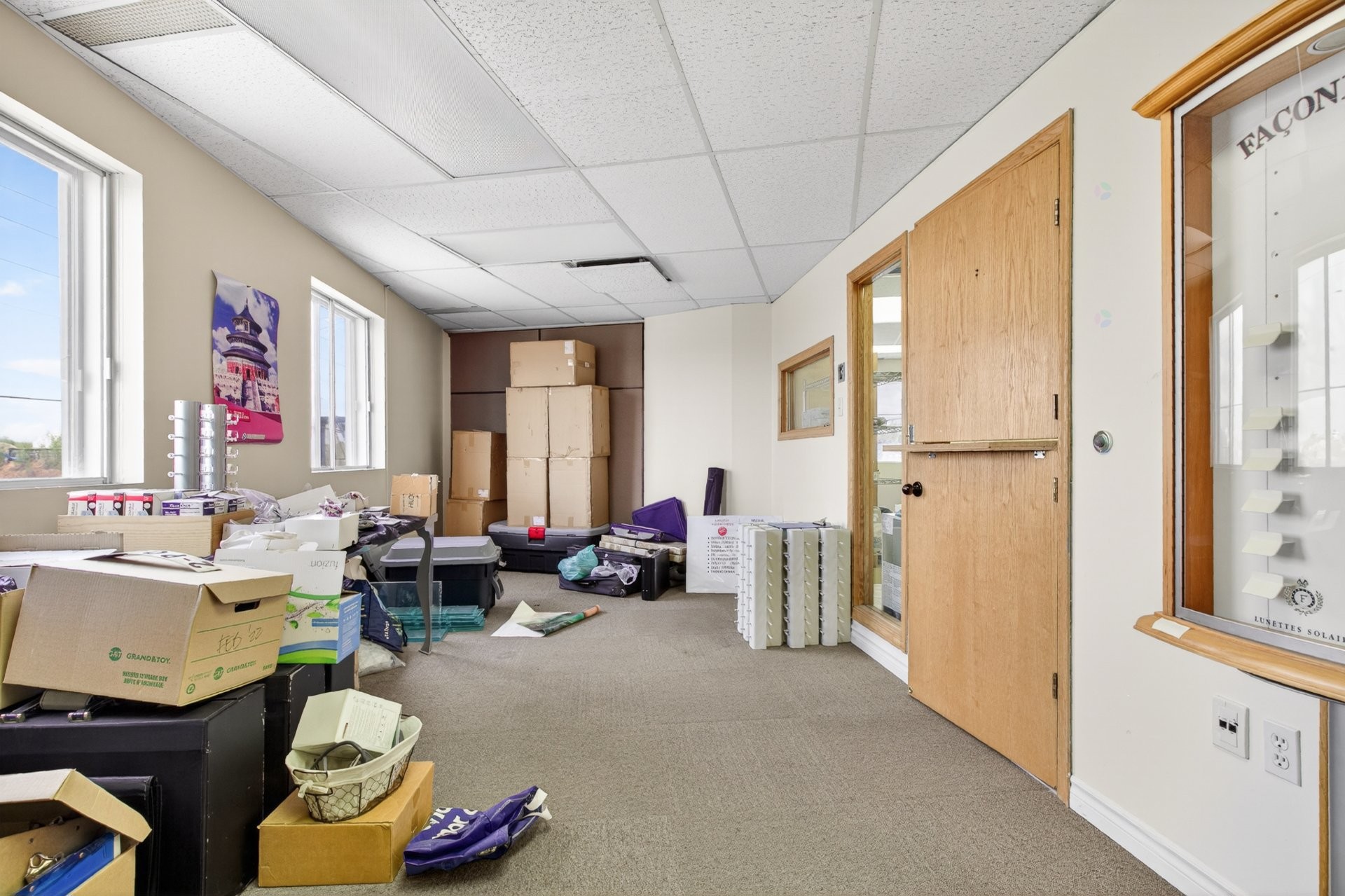 









1670


Place de Lierre

,
Laval (Vimont),




QC
H7G4X7


