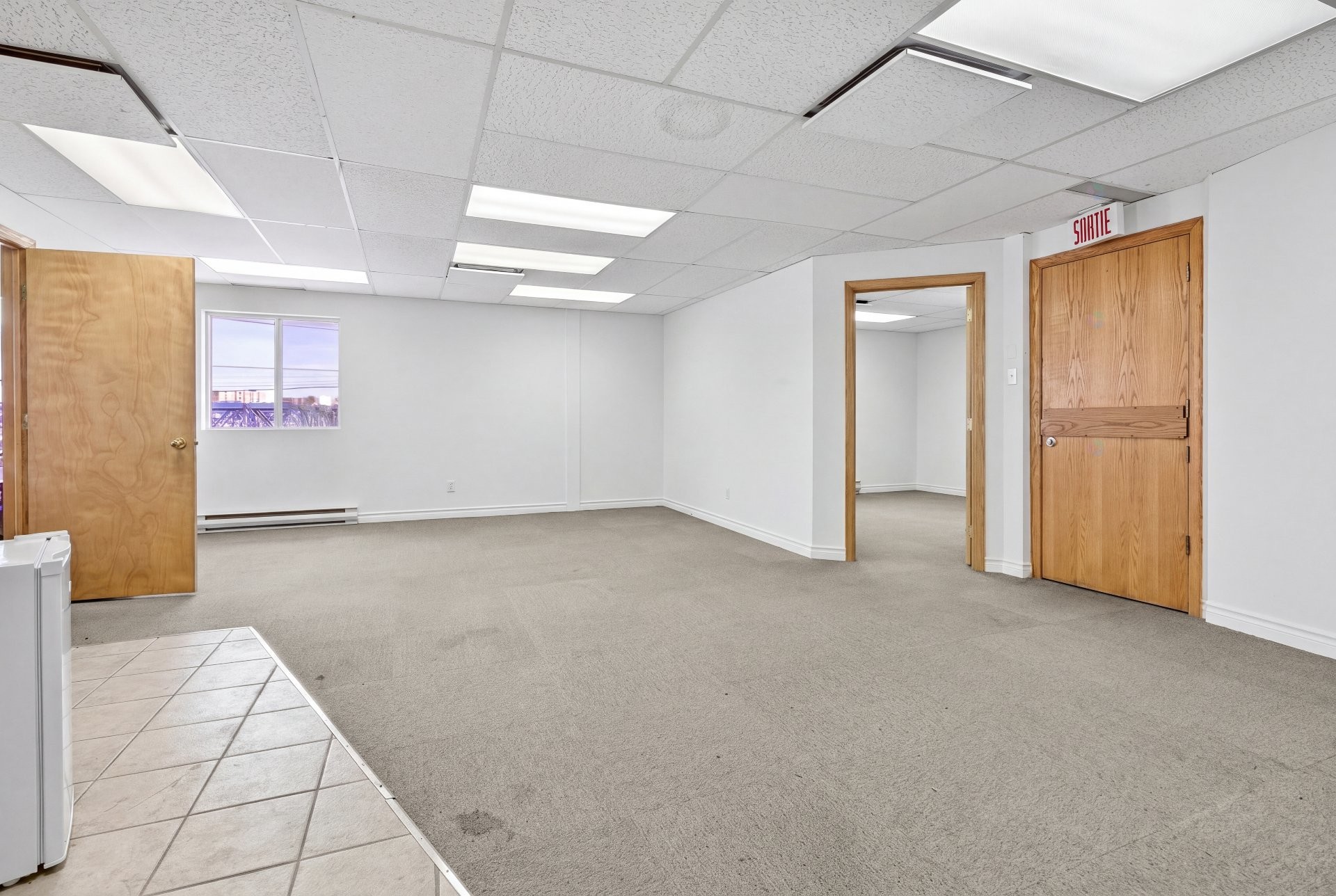 









1670


Place de Lierre

,
Laval (Vimont),




QC
H7G4X7

