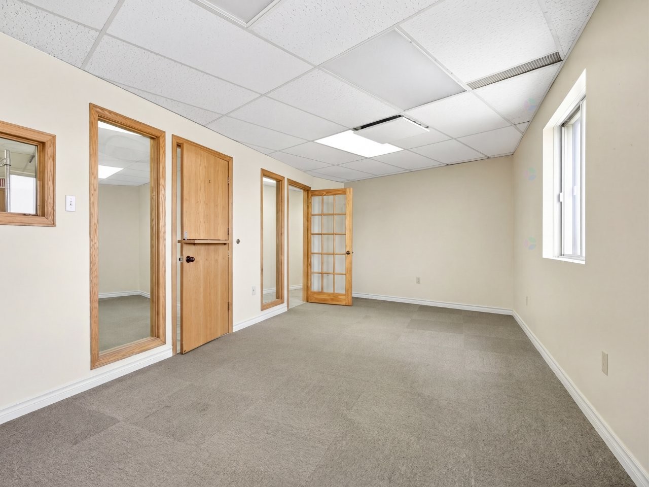 









1670


Place de Lierre

,
Laval (Vimont),




QC
H7G4X7

