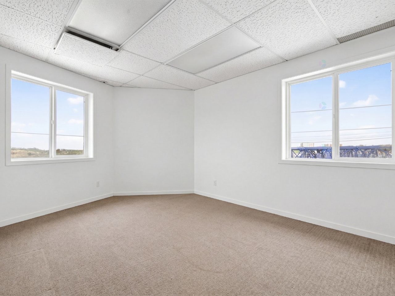 









1670


Place de Lierre

,
Laval (Vimont),




QC
H7G4X7

