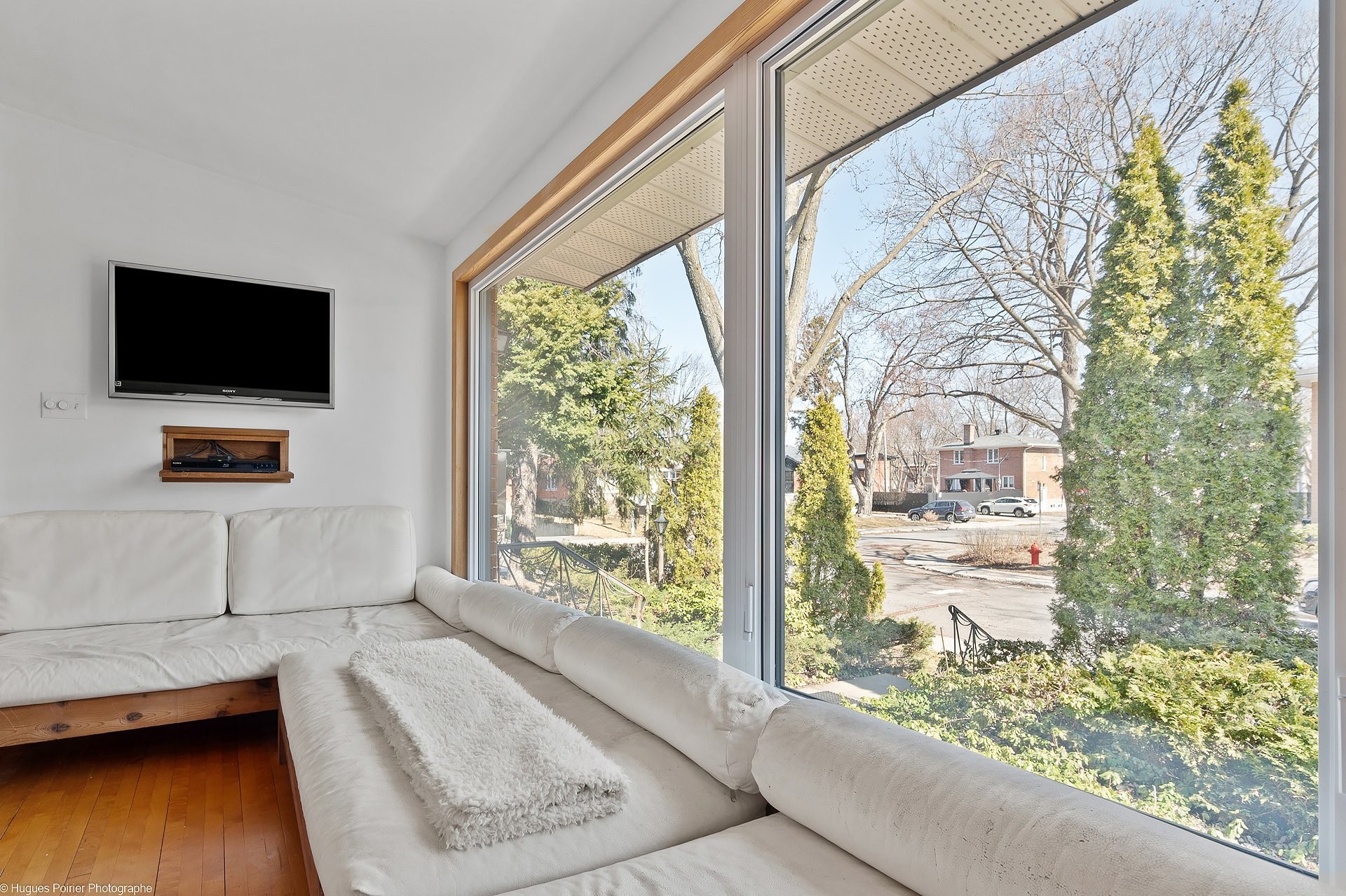 









3230


Rue McCarthy

,
Montréal (Saint-Laurent),




QC
H4K2A2

