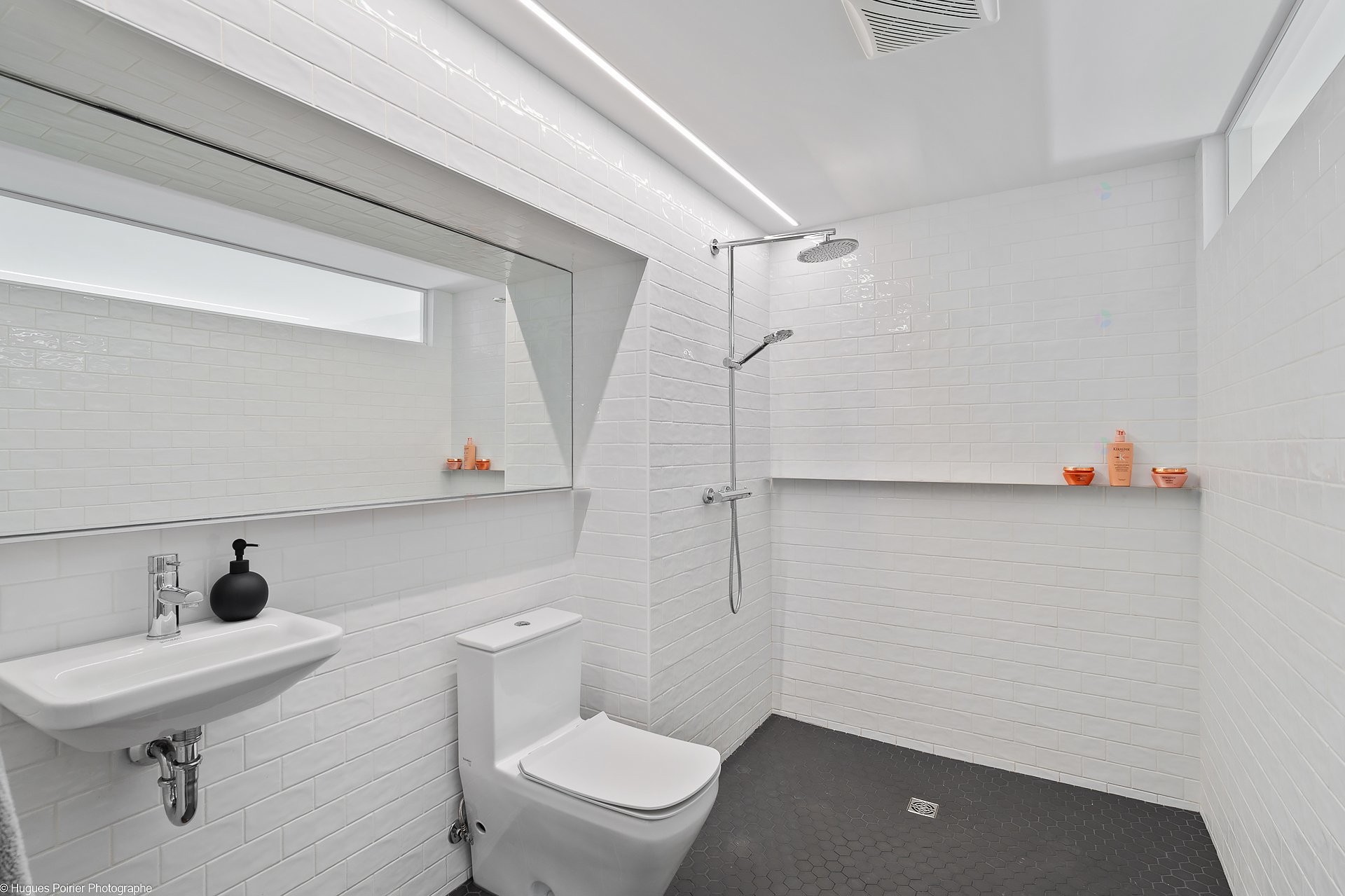 









3230


Rue McCarthy

,
Montréal (Saint-Laurent),




QC
H4K2A2

