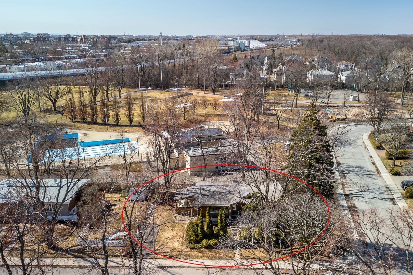 









3230


Rue McCarthy

,
Montréal (Saint-Laurent),




QC
H4K2A2

