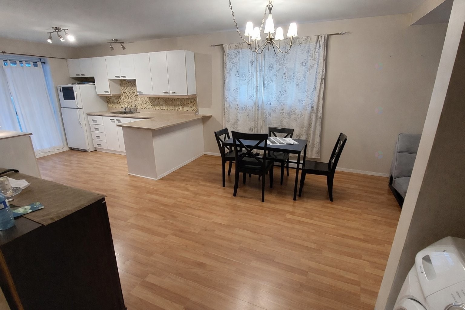 









37


Boul. de La Salette

,
Saint-Jérôme,




QC
J5L2H8


