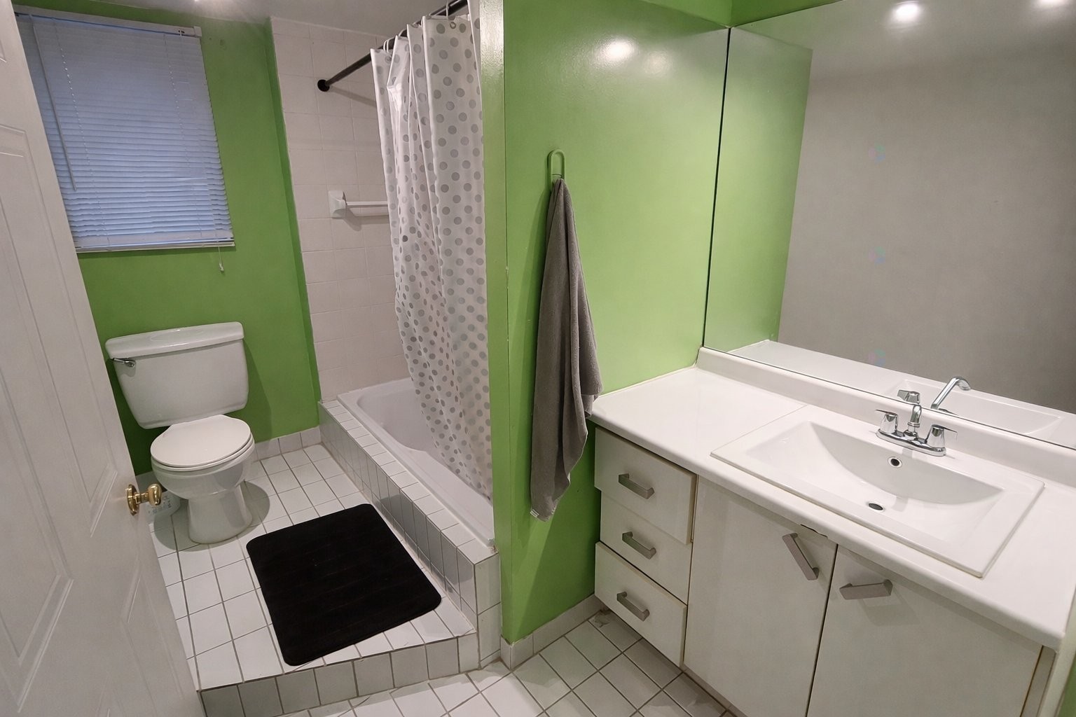 









37


Boul. de La Salette

,
Saint-Jérôme,




QC
J5L2H8

