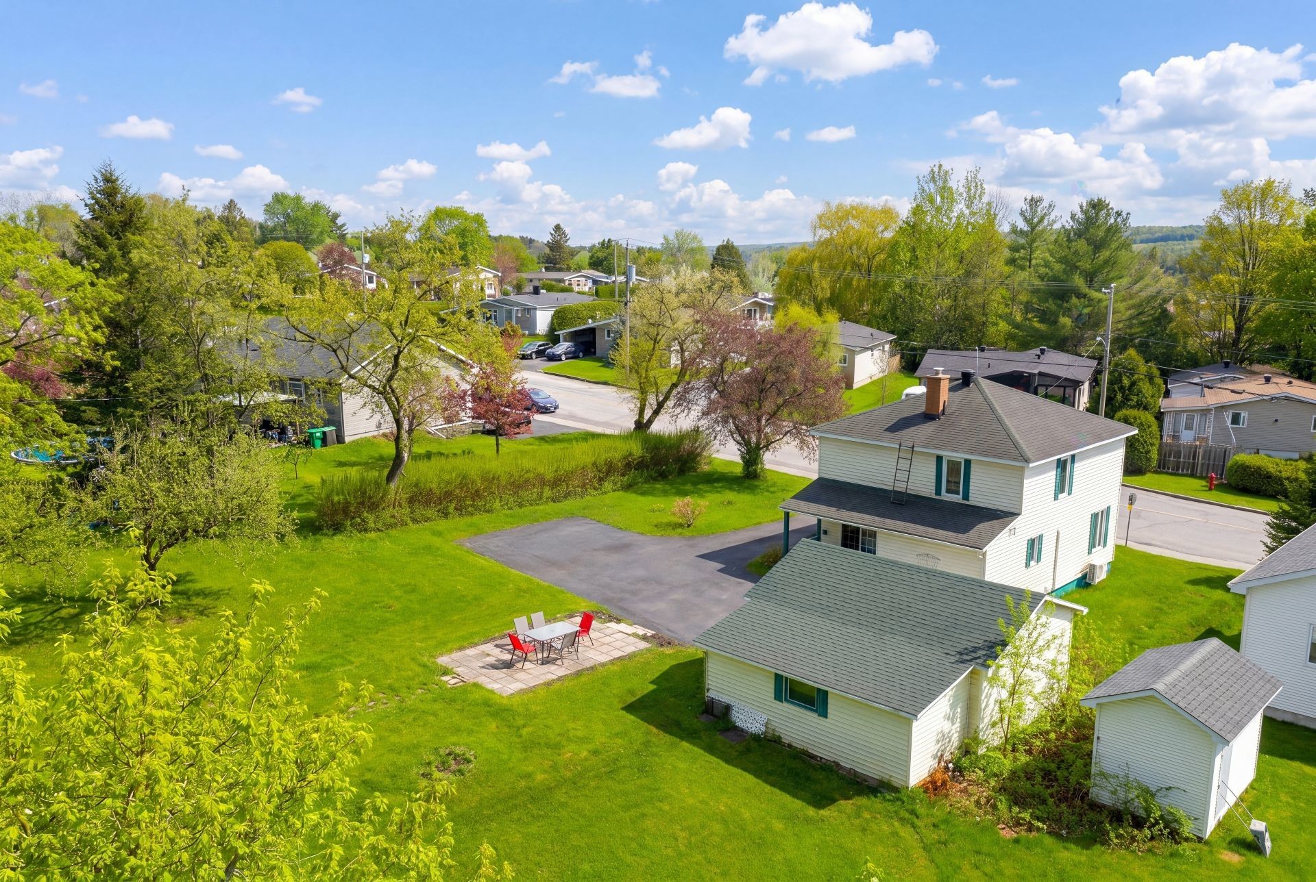 









120


Rue Nicolas-Viel

,
Magog,




QC
J1X3T9

