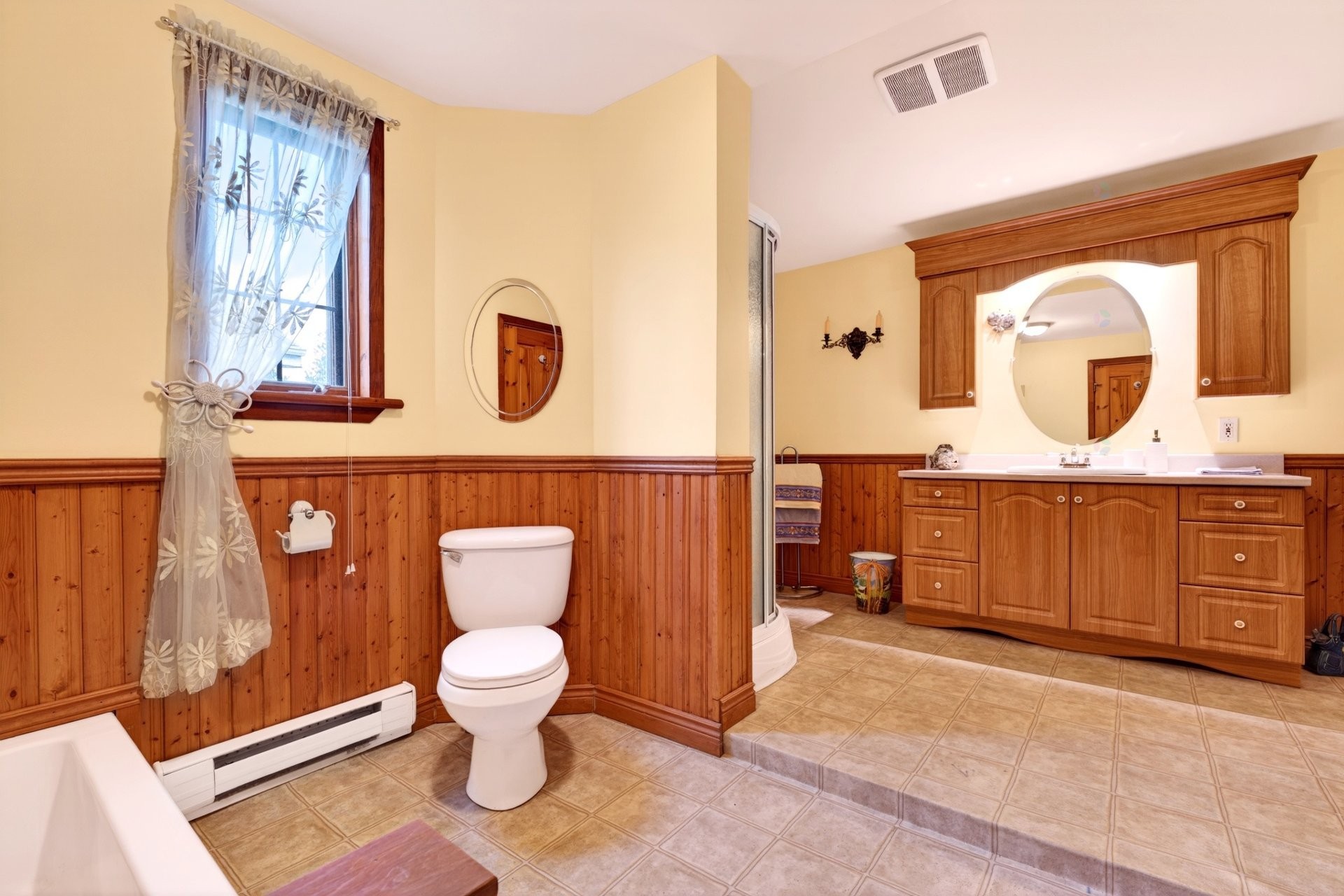 









120


Rue Nicolas-Viel

,
Magog,




QC
J1X3T9

