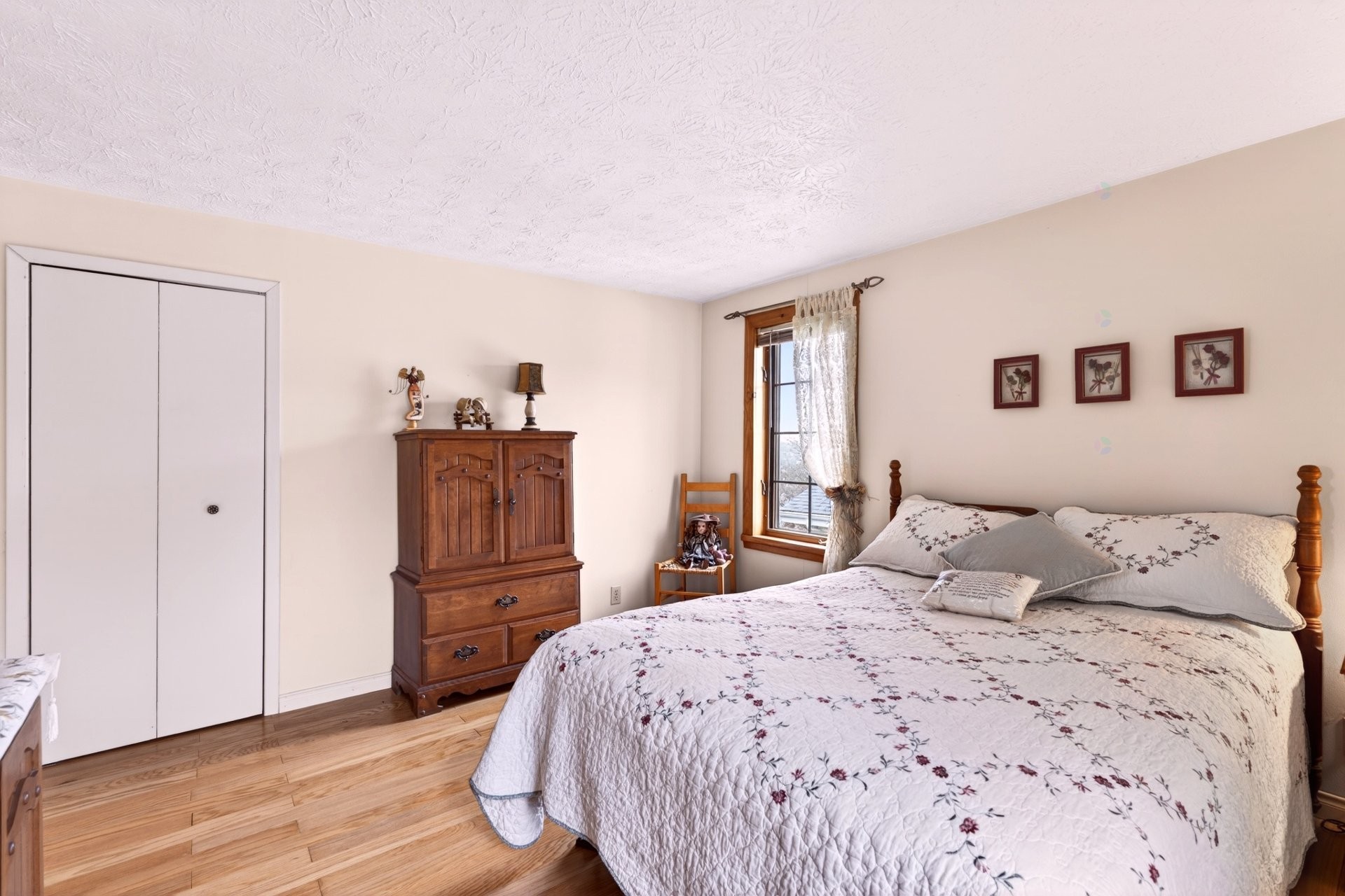 









120


Rue Nicolas-Viel

,
Magog,




QC
J1X3T9

