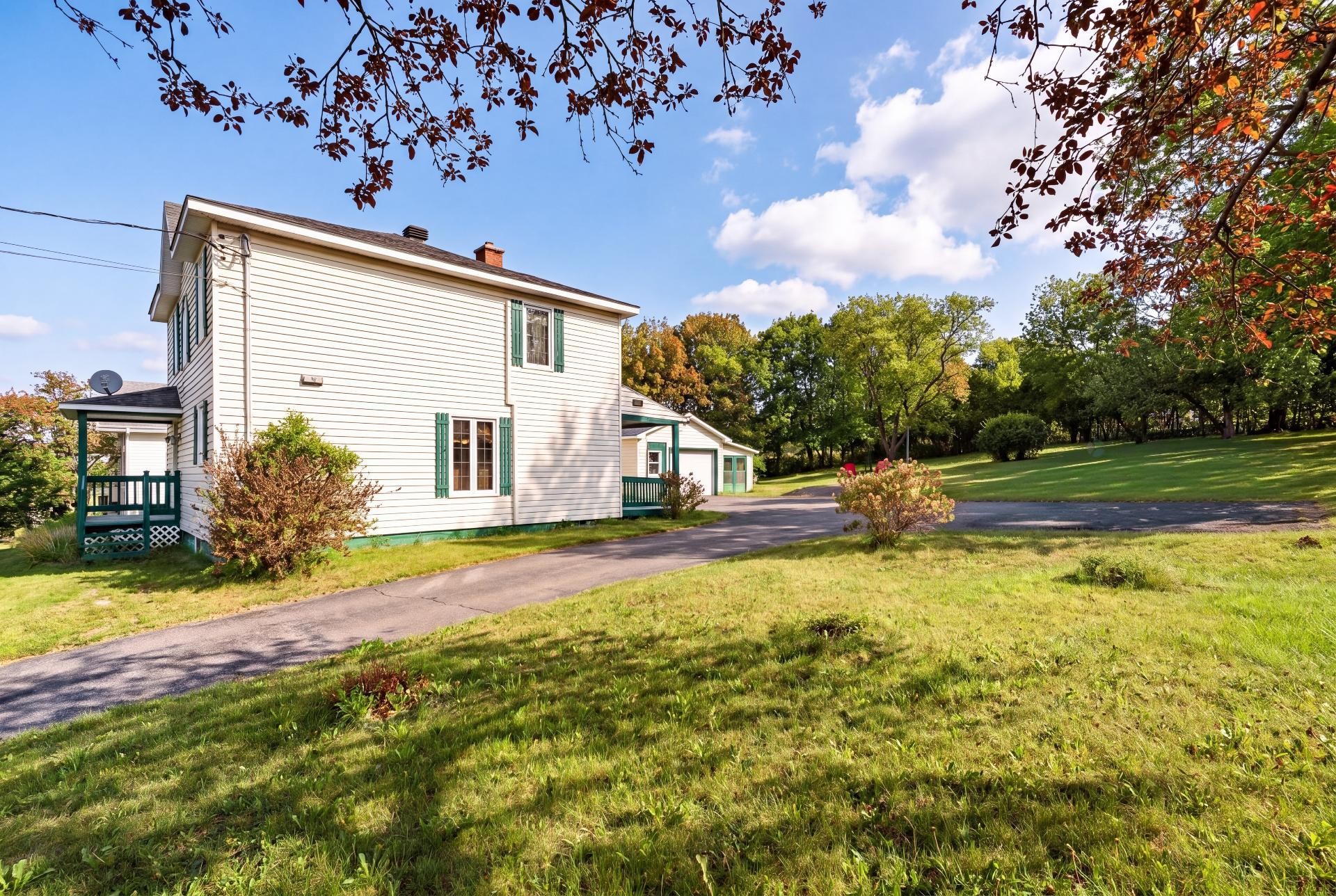 









120


Rue Nicolas-Viel

,
Magog,




QC
J1X3T9

