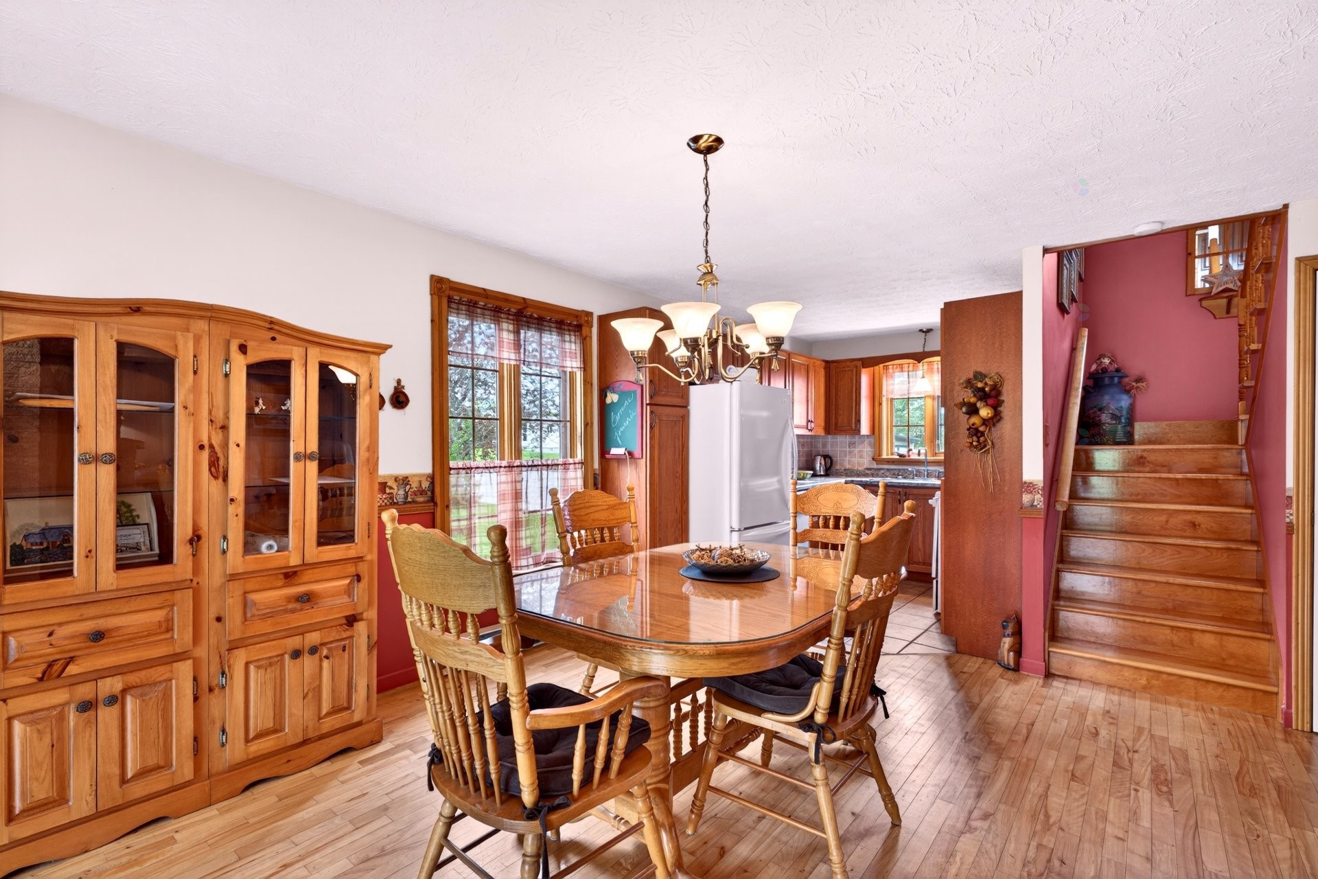 









120


Rue Nicolas-Viel

,
Magog,




QC
J1X3T9


