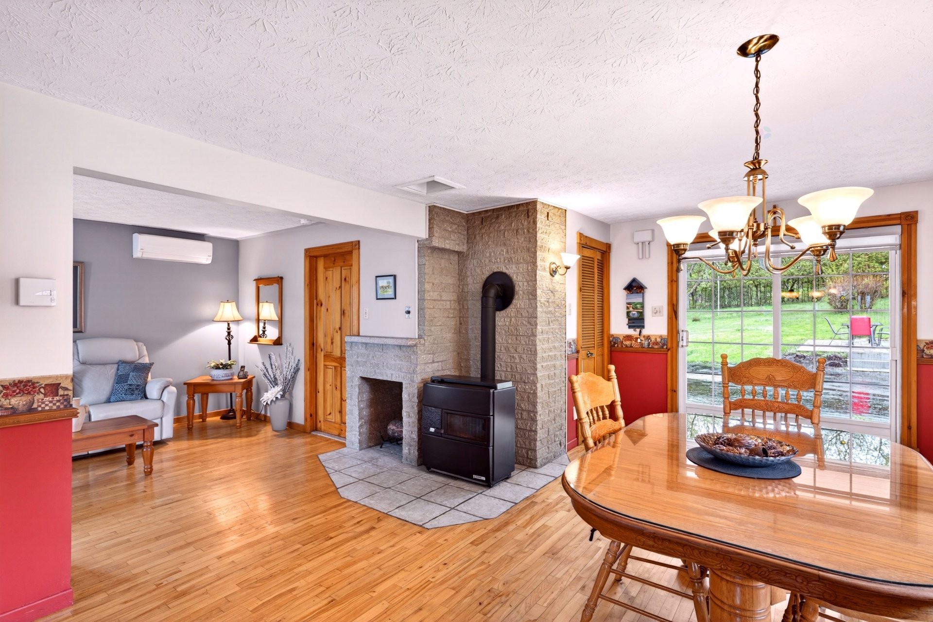 









120


Rue Nicolas-Viel

,
Magog,




QC
J1X3T9

