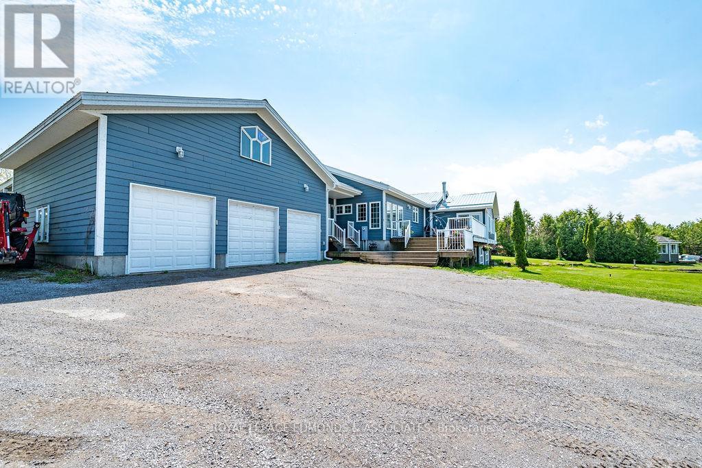 












700 POINT CHURCH DRIVE

,
North Algona Wilberforce,




Ontario
K0L3C0

