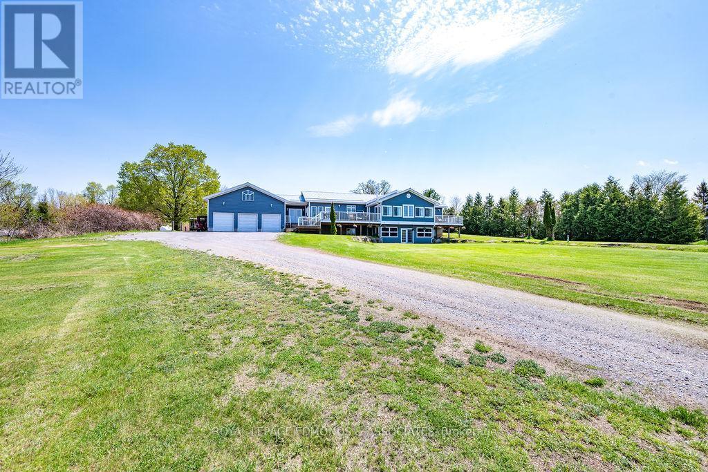 












700 POINT CHURCH DRIVE

,
North Algona Wilberforce,




Ontario
K0L3C0

