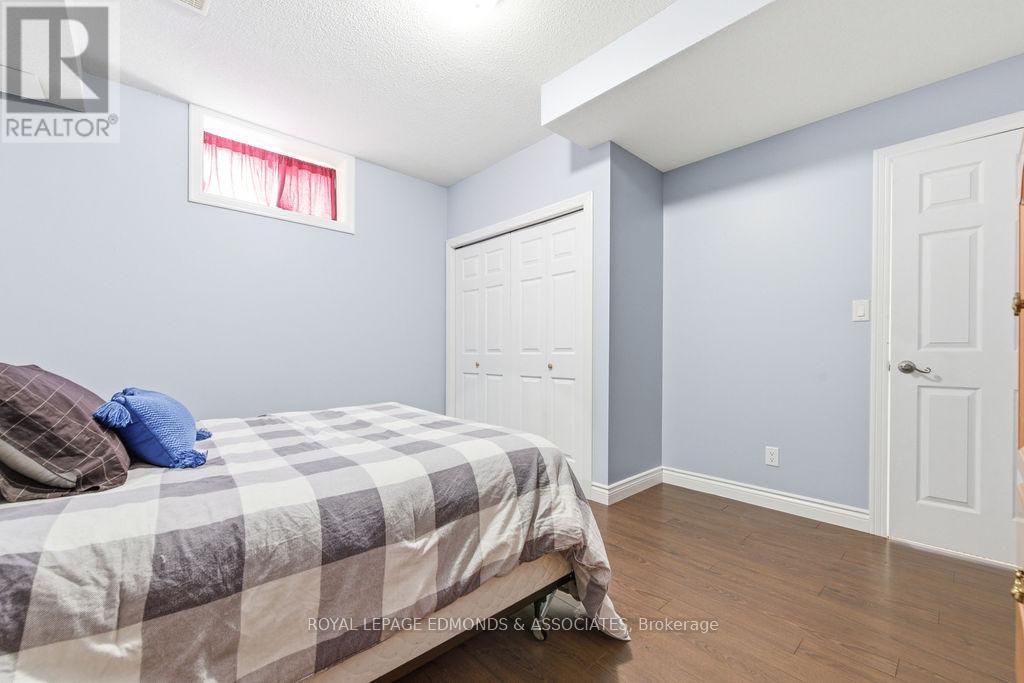 












700 POINT CHURCH DRIVE

,
North Algona Wilberforce,




Ontario
K0L3C0

