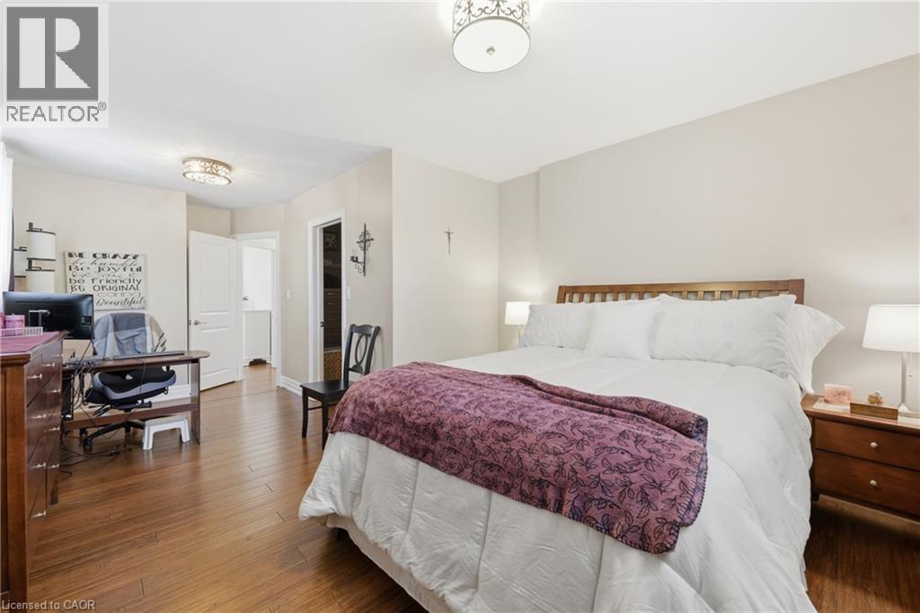 












168 NUGENT Drive

,
Hamilton,




Ontario
L8H2N4

