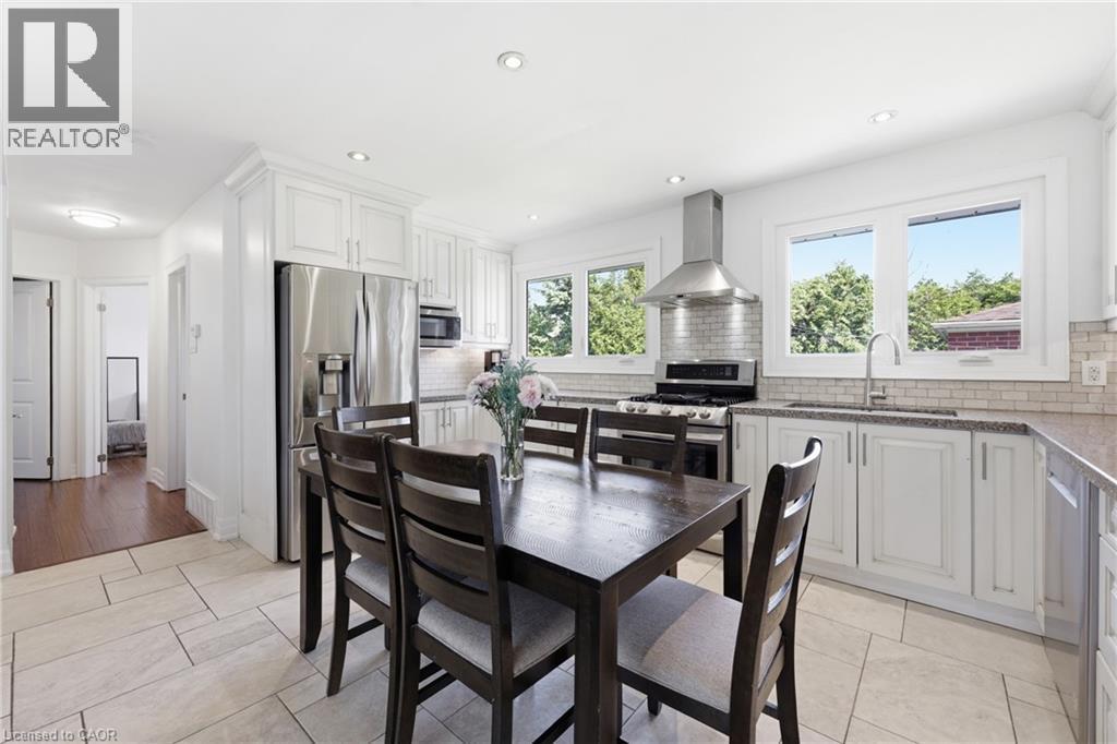












168 NUGENT Drive

,
Hamilton,




Ontario
L8H2N4

