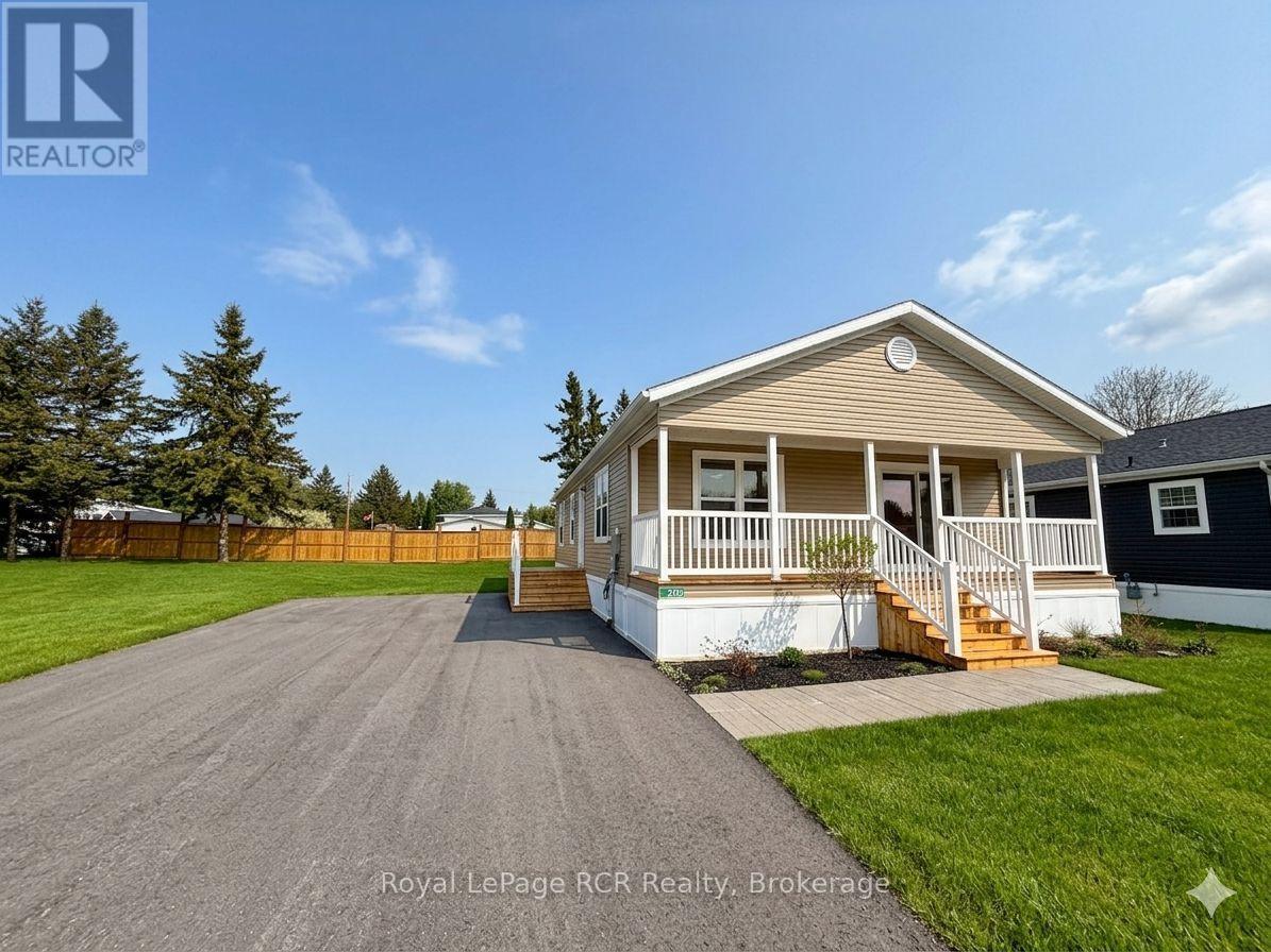 












210 SPRUCE DRIVE

,
West Grey,




Ontario
N4N3B8

