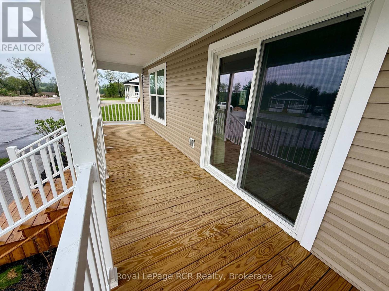 












210 SPRUCE DRIVE

,
West Grey,




Ontario
N4N3B8

