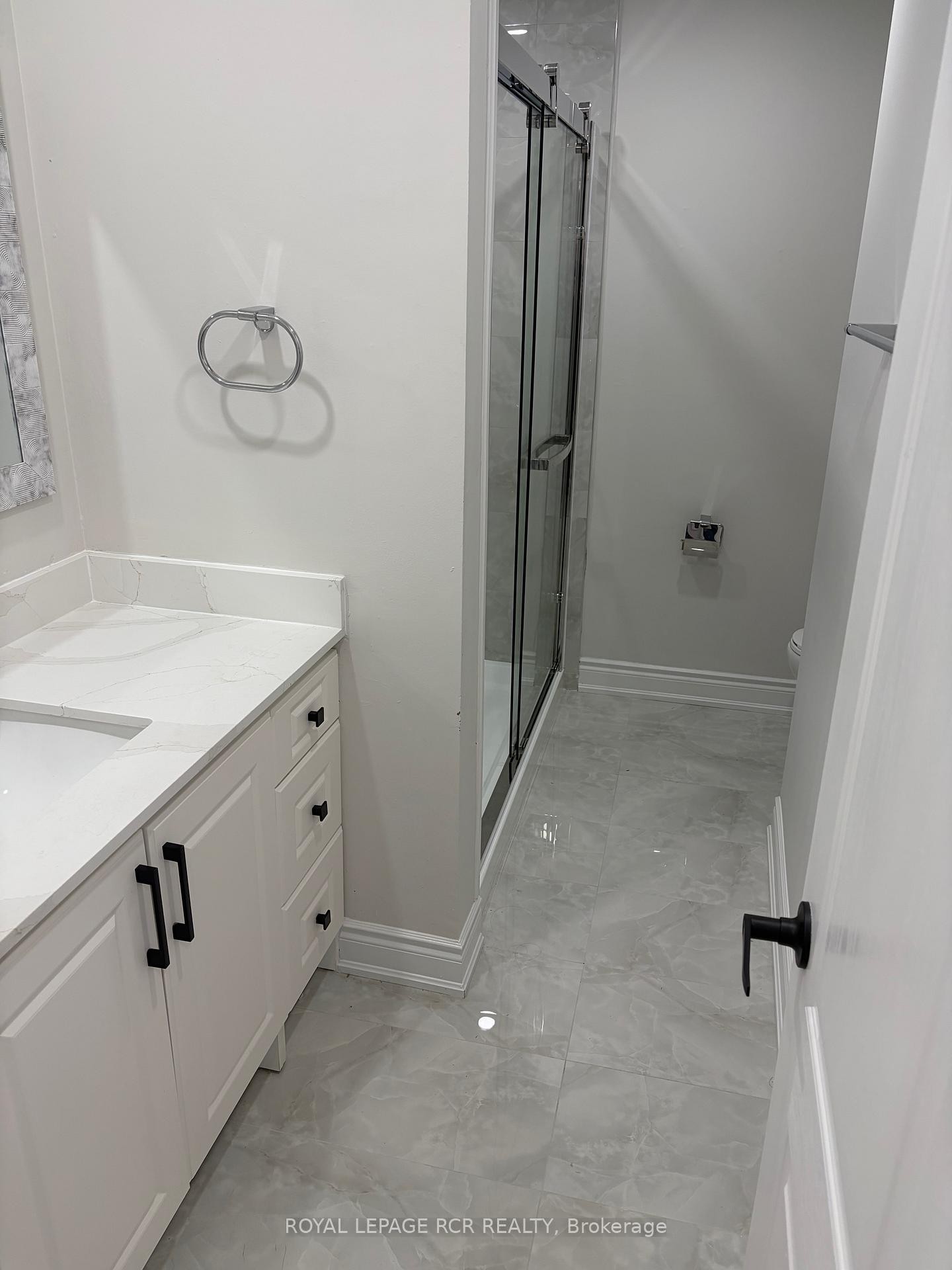 









41


Town House

Crescent,
Brampton,




ON
L6W 3G3

