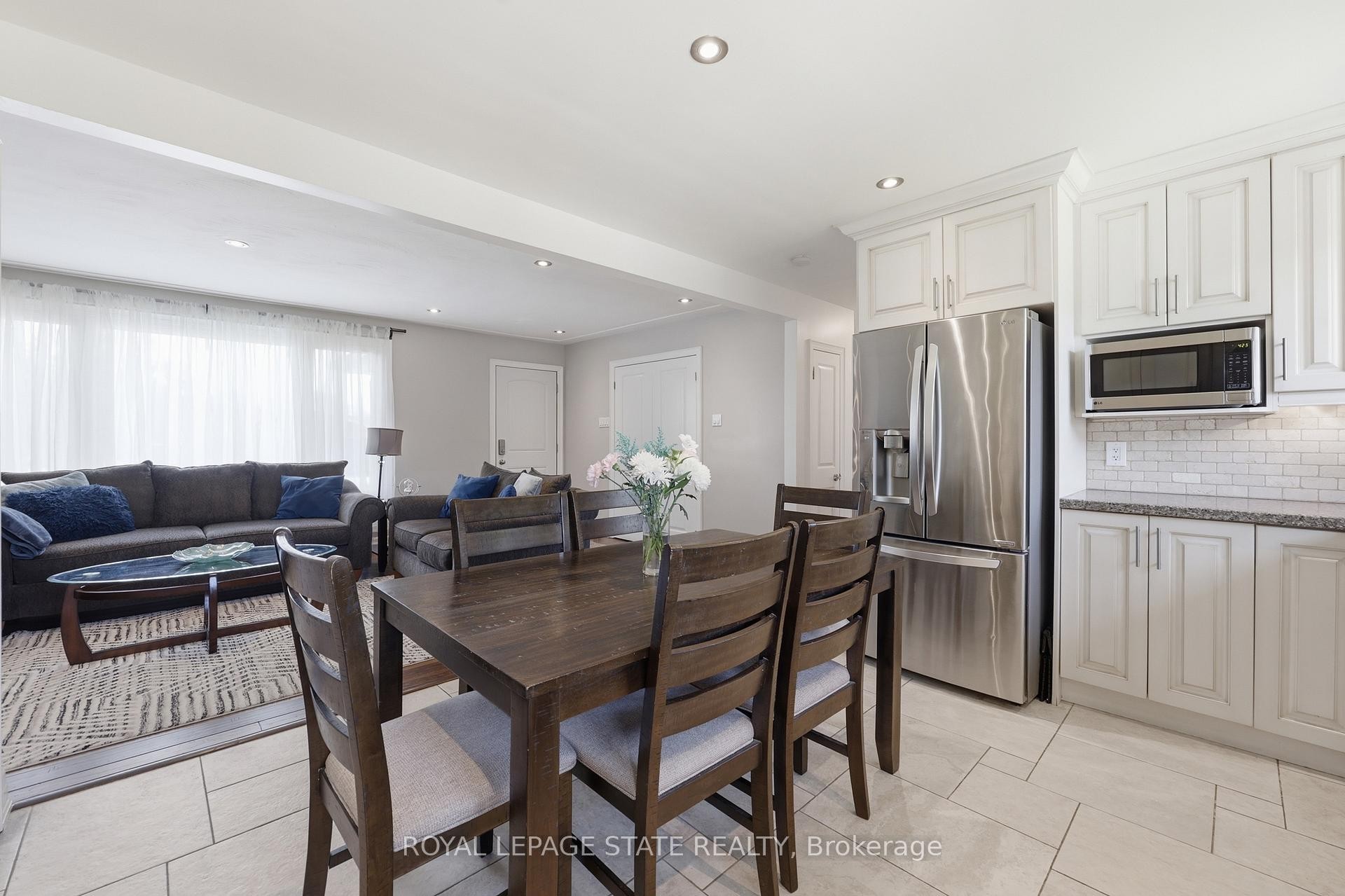 









168


Nugent

Drive,
Hamilton,




ON
L8H 2N4

