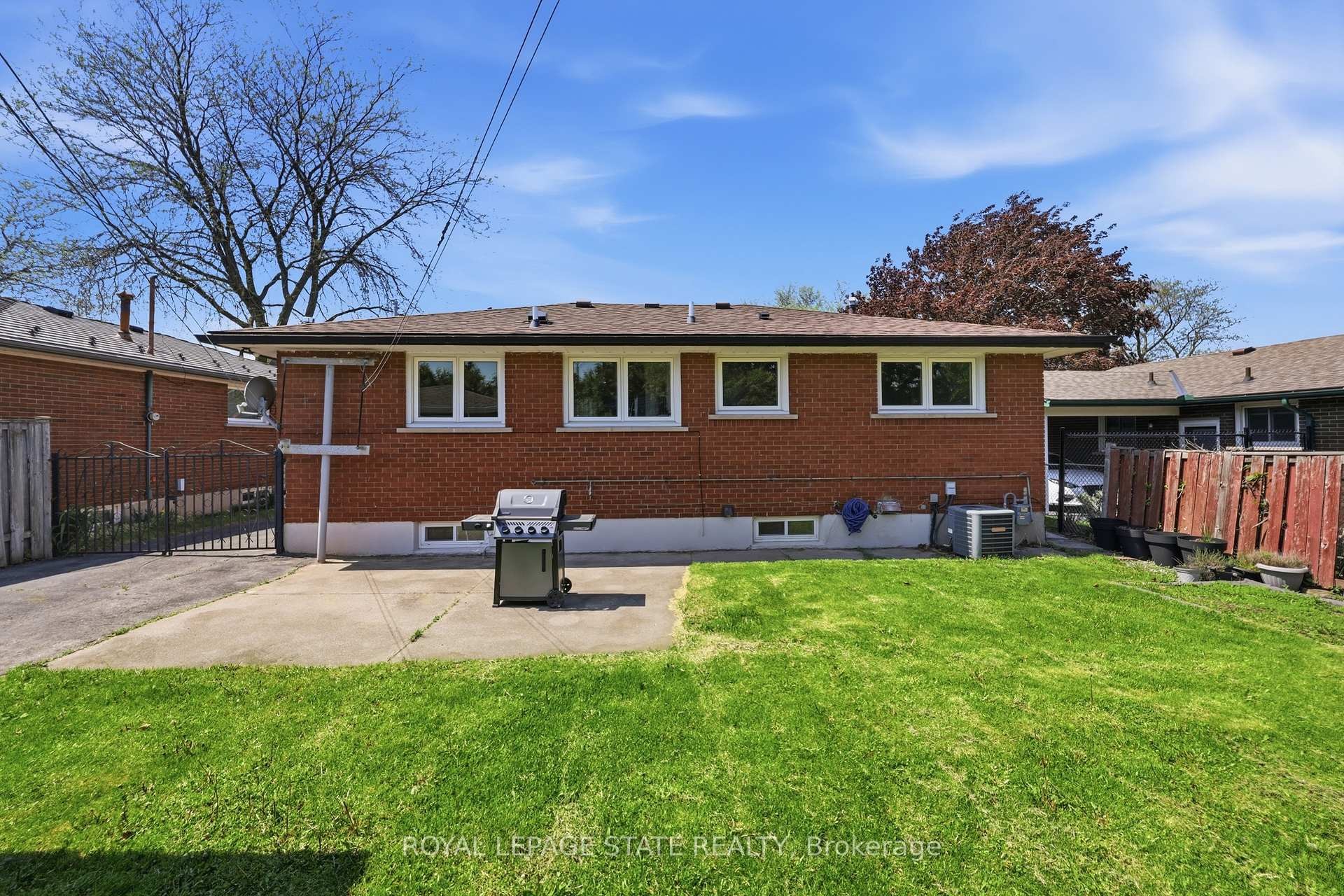 









168


Nugent

Drive,
Hamilton,




ON
L8H 2N4

