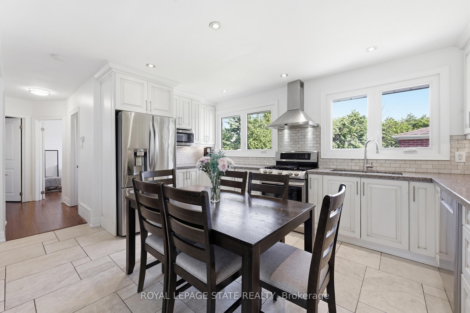









168


Nugent

Drive,
Hamilton,




ON
L8H 2N4

