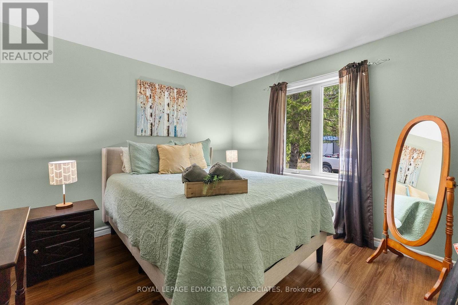 












164 GARDEN LAKE TRAIL

,
Whitewater Region,




Ontario
K0J1Y0

