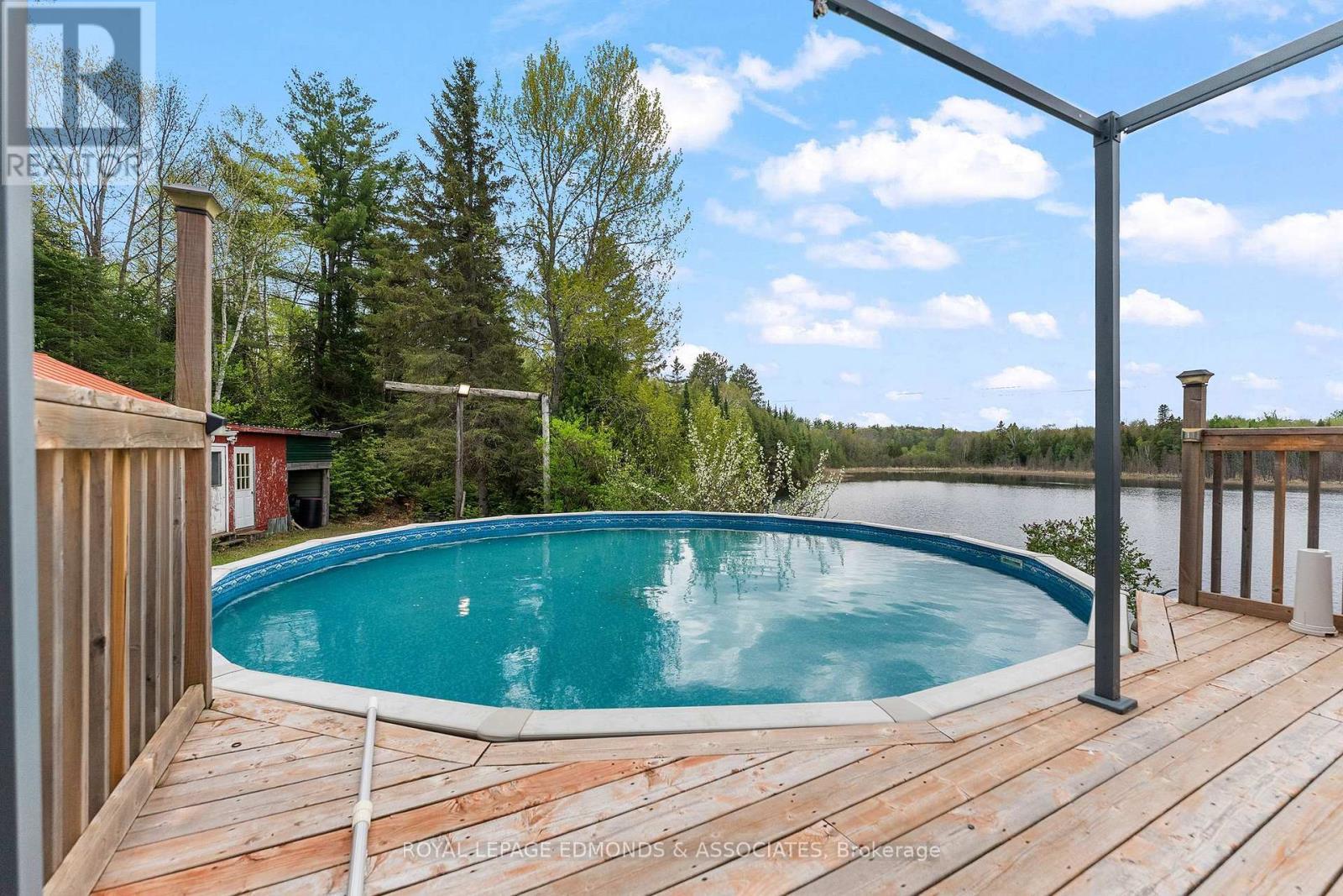 












164 GARDEN LAKE TRAIL

,
Whitewater Region,




Ontario
K0J1Y0

