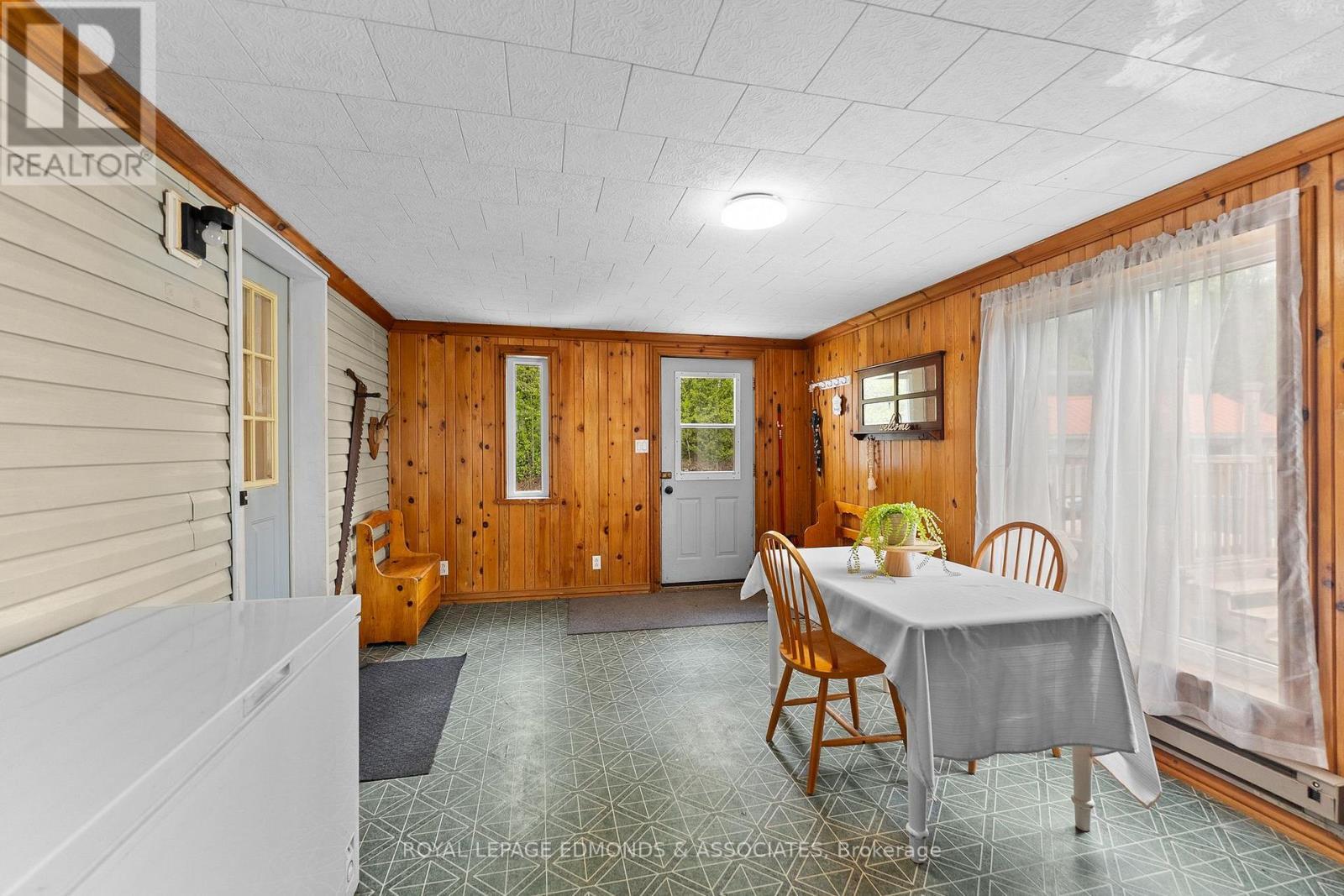 












164 GARDEN LAKE TRAIL

,
Whitewater Region,




Ontario
K0J1Y0

