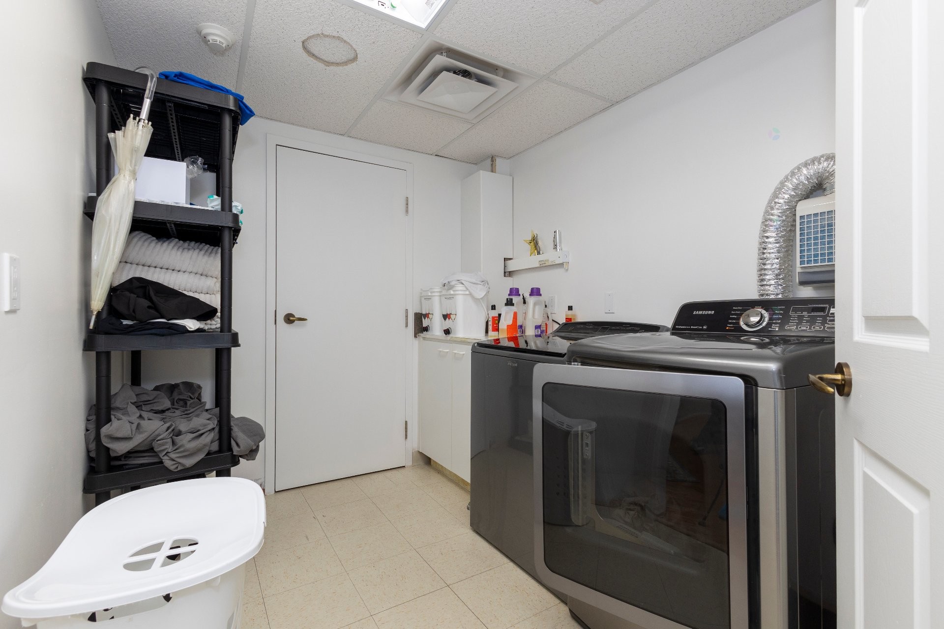 









28


Rue Dubois

,
Saint-Eustache,




QC
J7R1W7

