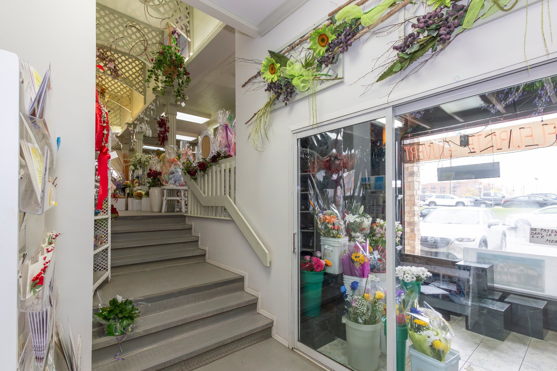 









28


Rue Dubois

,
Saint-Eustache,




QC
J7R1W7

