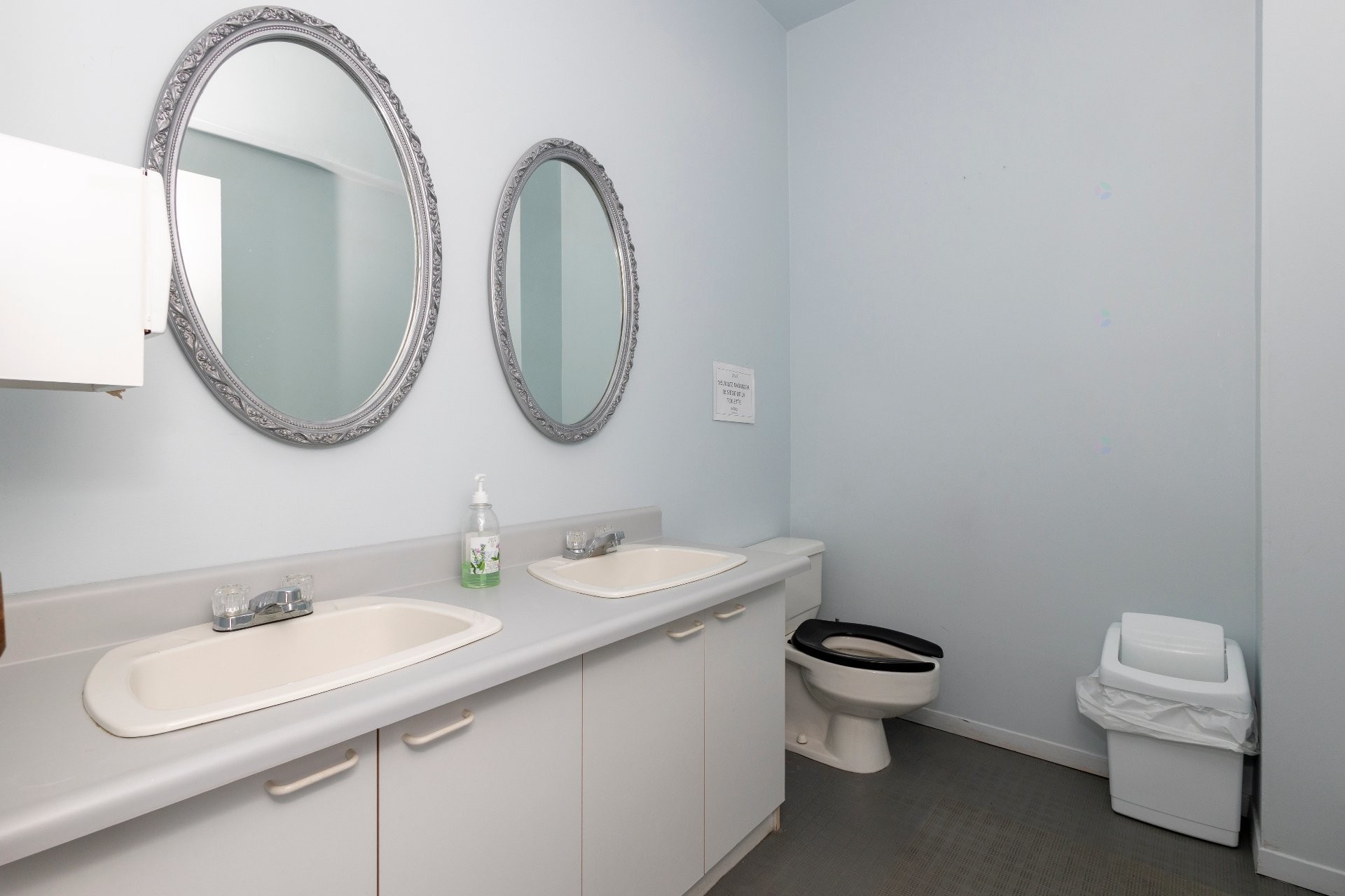









28


Rue Dubois

,
Saint-Eustache,




QC
J7R1W7


