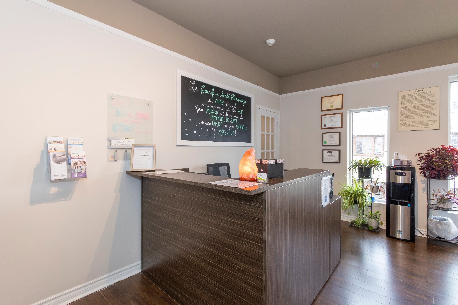 









28


Rue Dubois

,
Saint-Eustache,




QC
J7R1W7

