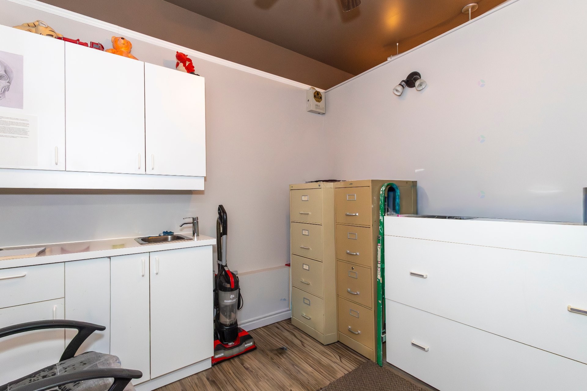 









28


Rue Dubois

,
Saint-Eustache,




QC
J7R1W7

