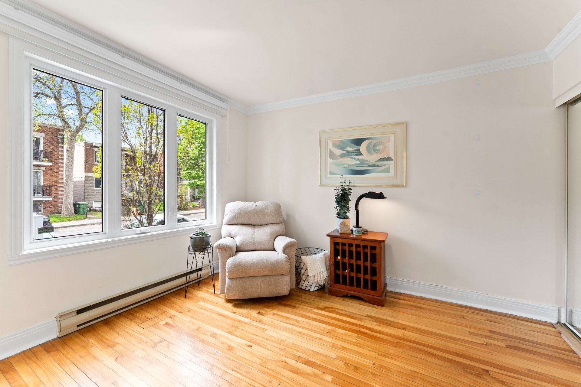 









2545


Av. Mercier

,
Montréal (Mercier/Hochelaga-Maisonneuve),




QC
H1L5H5

