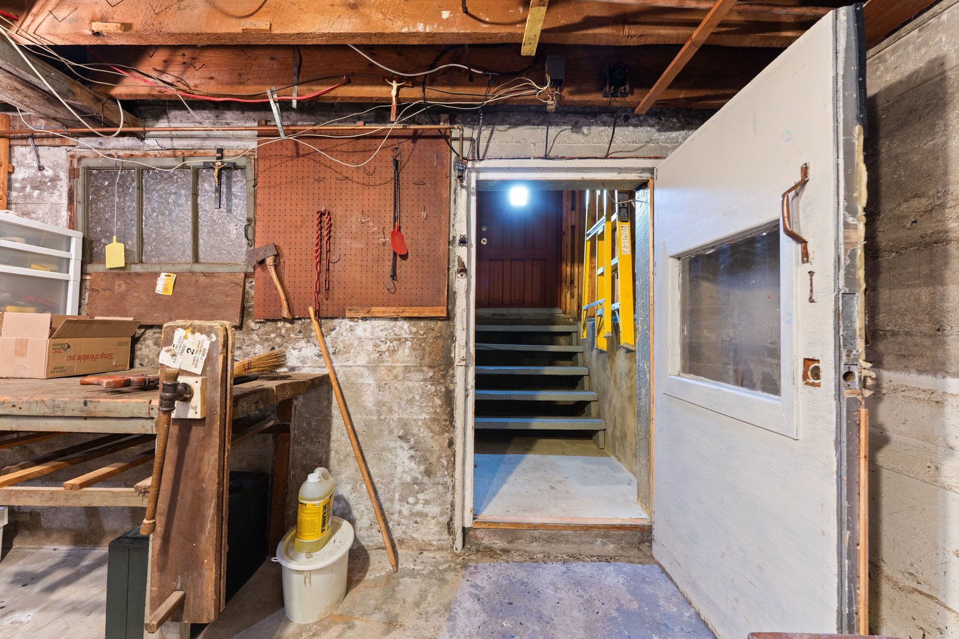 









2545


Av. Mercier

,
Montréal (Mercier/Hochelaga-Maisonneuve),




QC
H1L5H5

