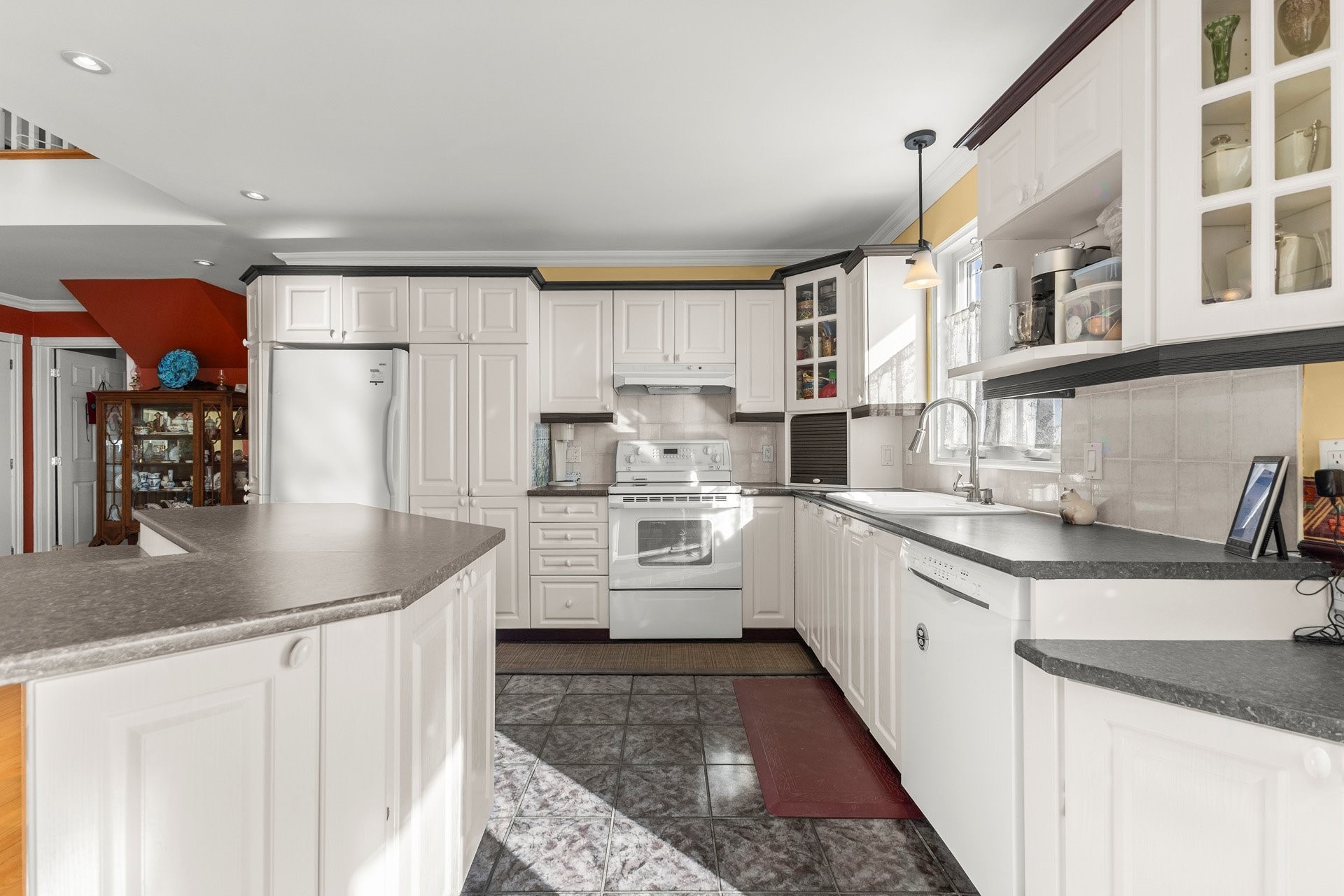 









183


Ch. du Fleuve

,
Pointe-des-Cascades,




QC
J0P1M0


