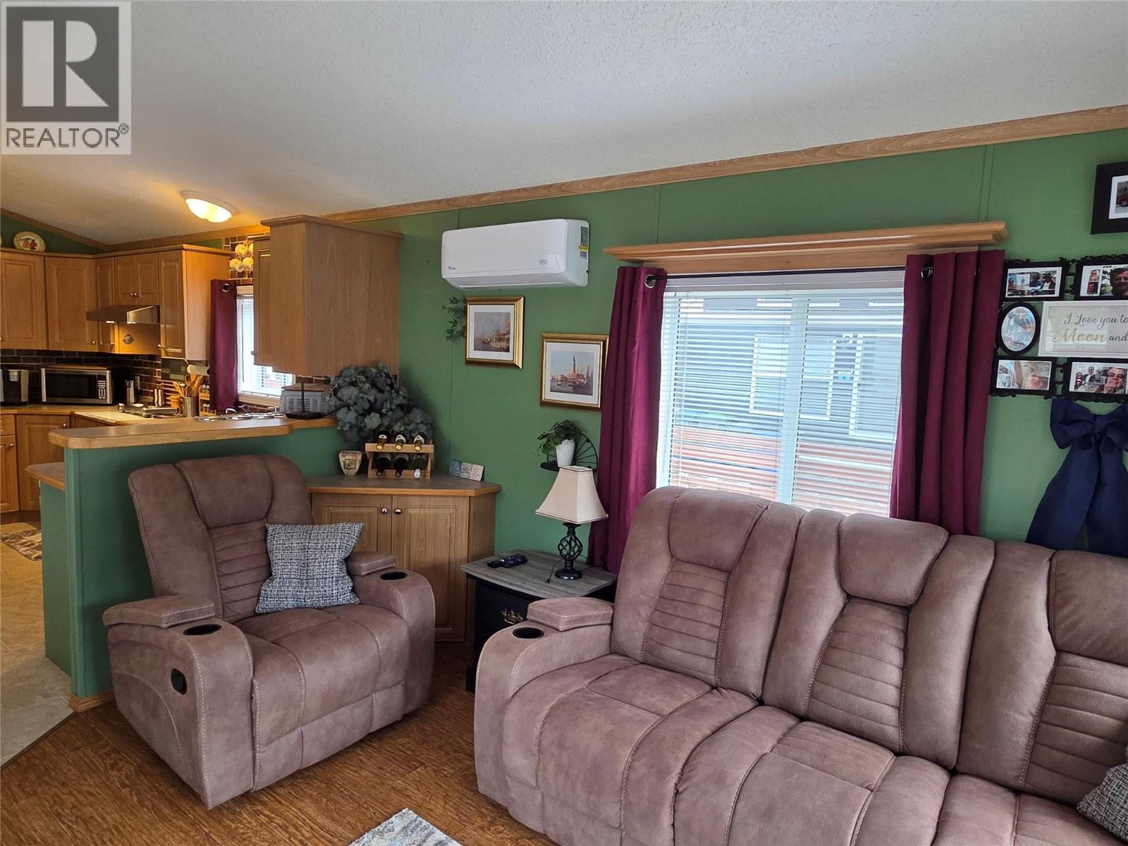 












4354 Highway 3 Unit# 88

,
Keremeos,







British Columbia
V0X1N1

