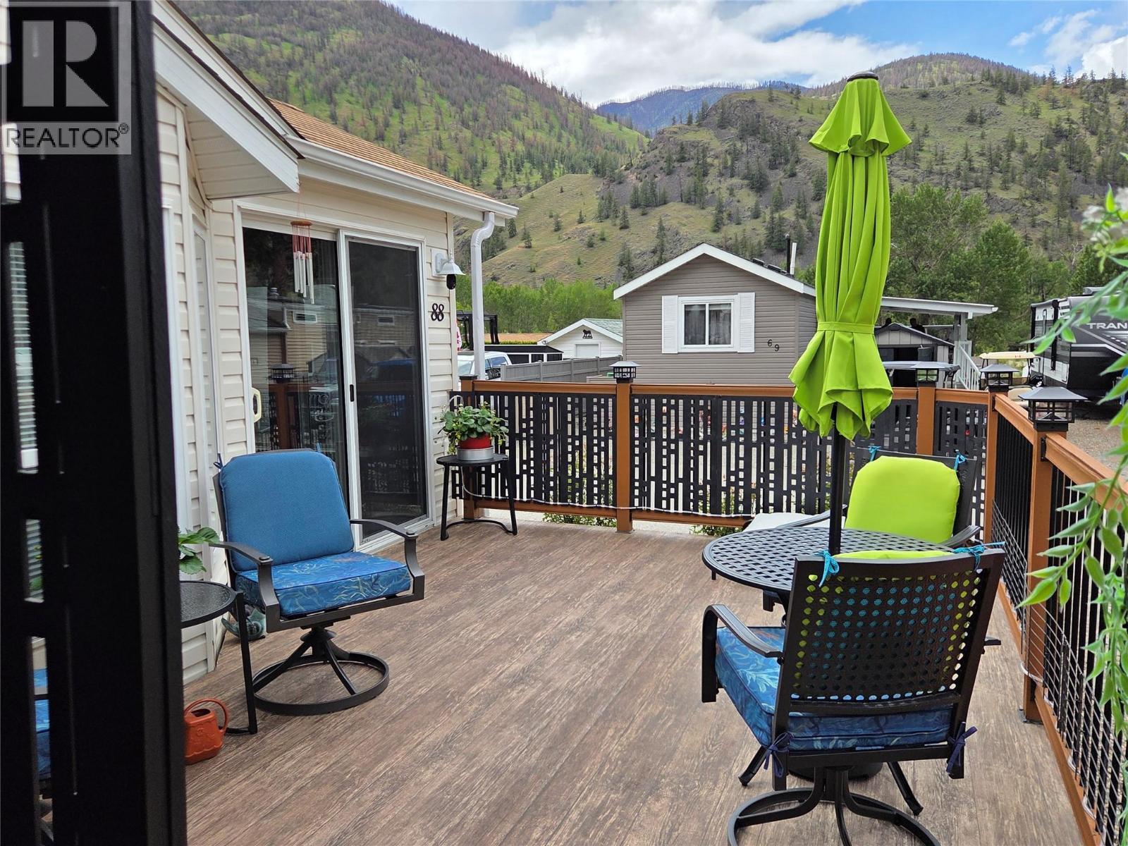 












4354 Highway 3 Unit# 88

,
Keremeos,







British Columbia
V0X1N1

