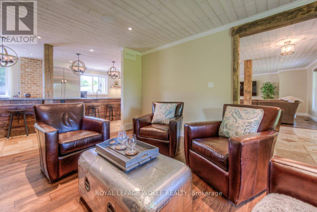 












8466 SIDEROAD 30

,
Centre Wellington,




Ontario
N0B2K0

