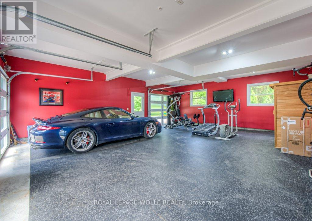 












8466 SIDEROAD 30

,
Centre Wellington,




Ontario
N0B2K0

